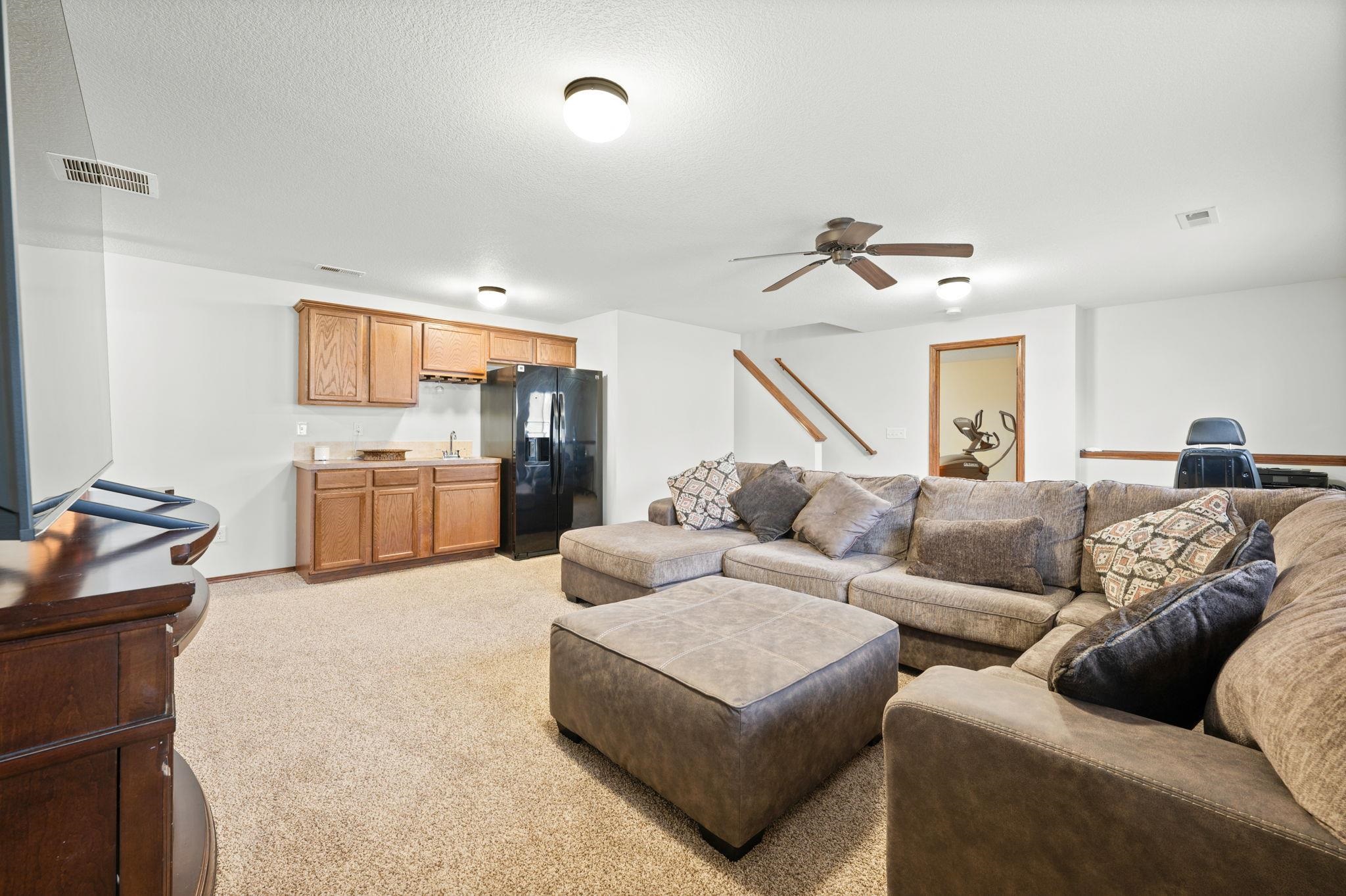 11822 W Wilkinson Ct
