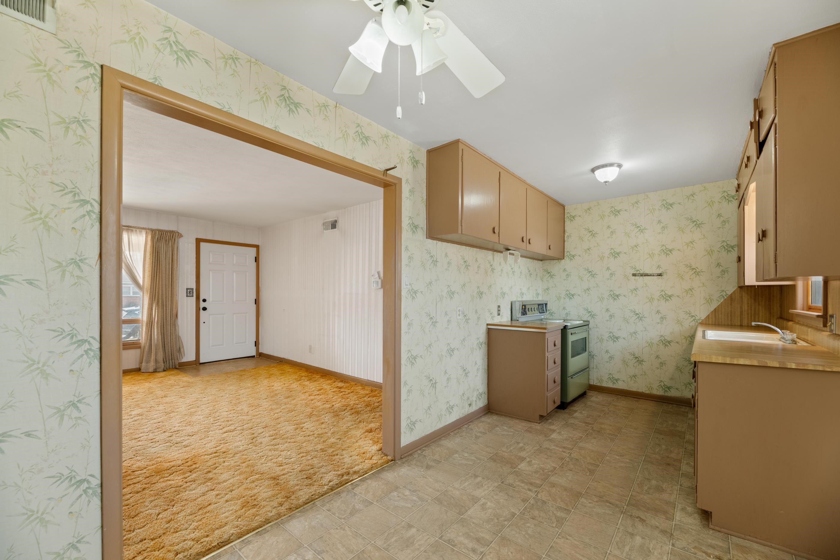 1444 W Rita St
