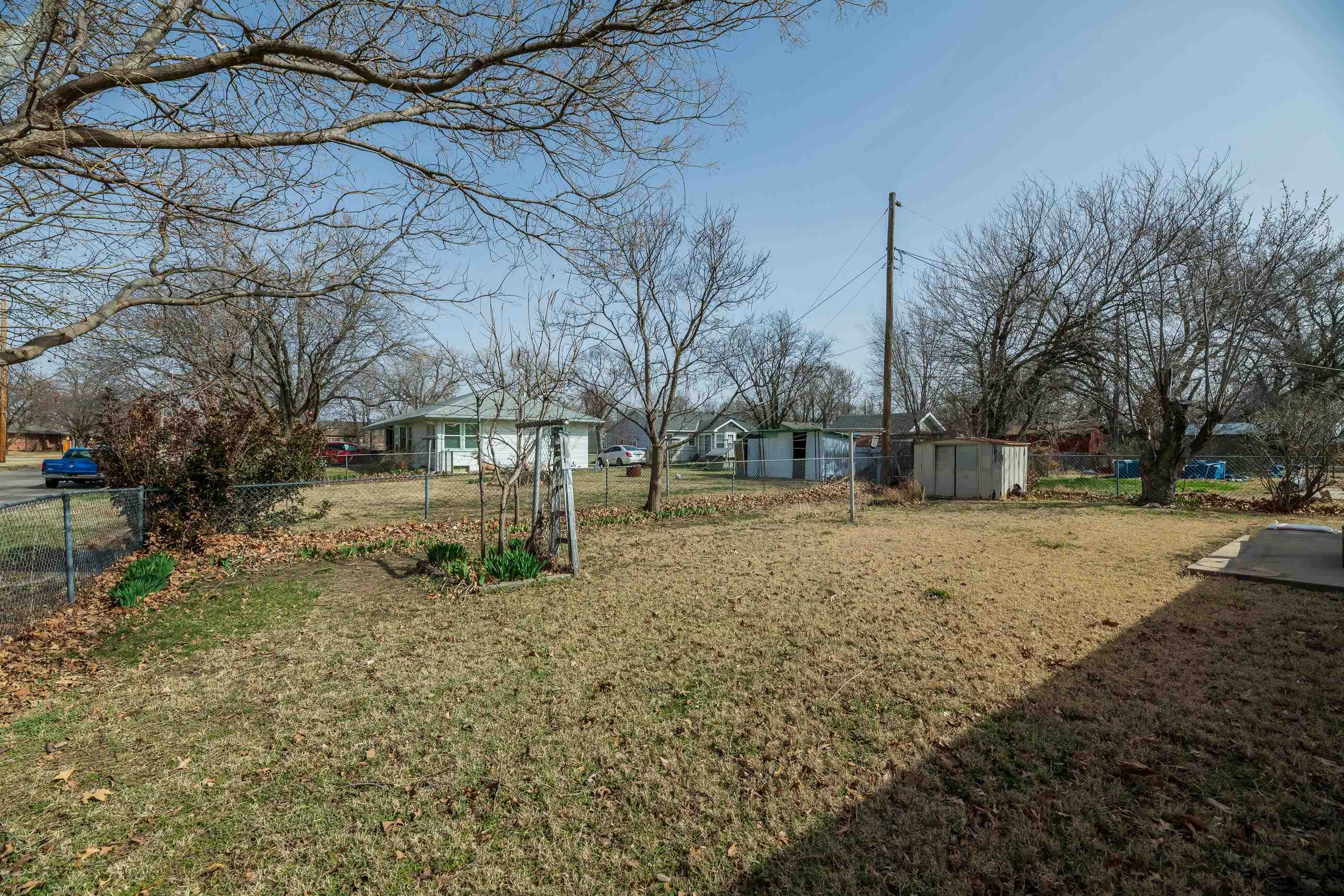 1444 W Rita St