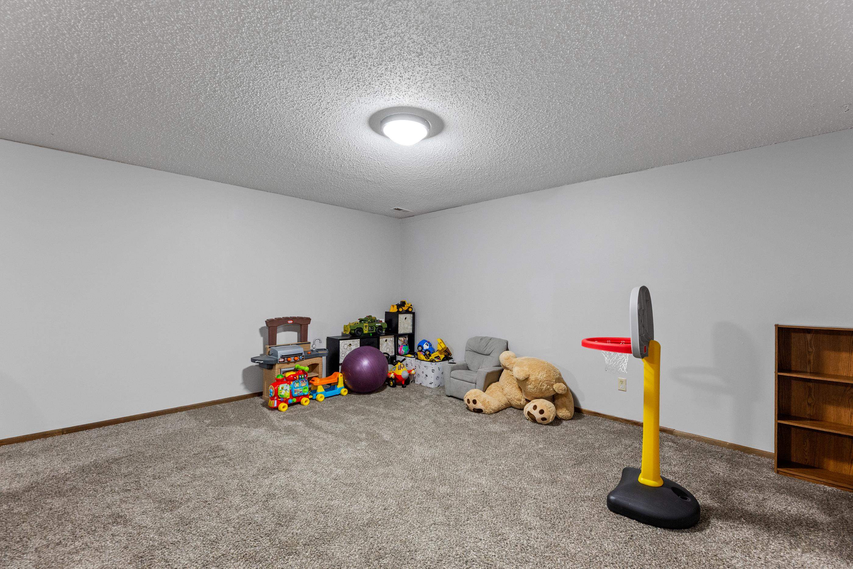 10324 W Merton Ct