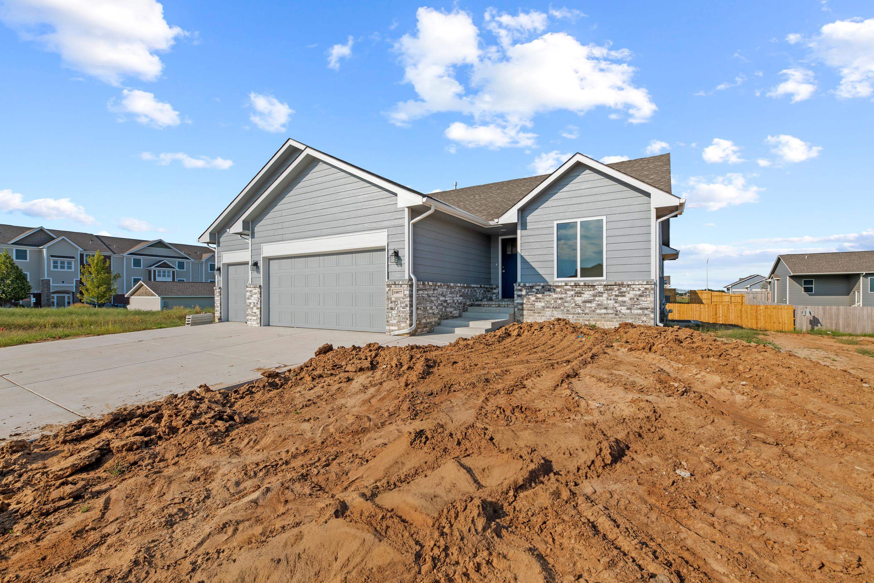10977 W Sondra Ct
