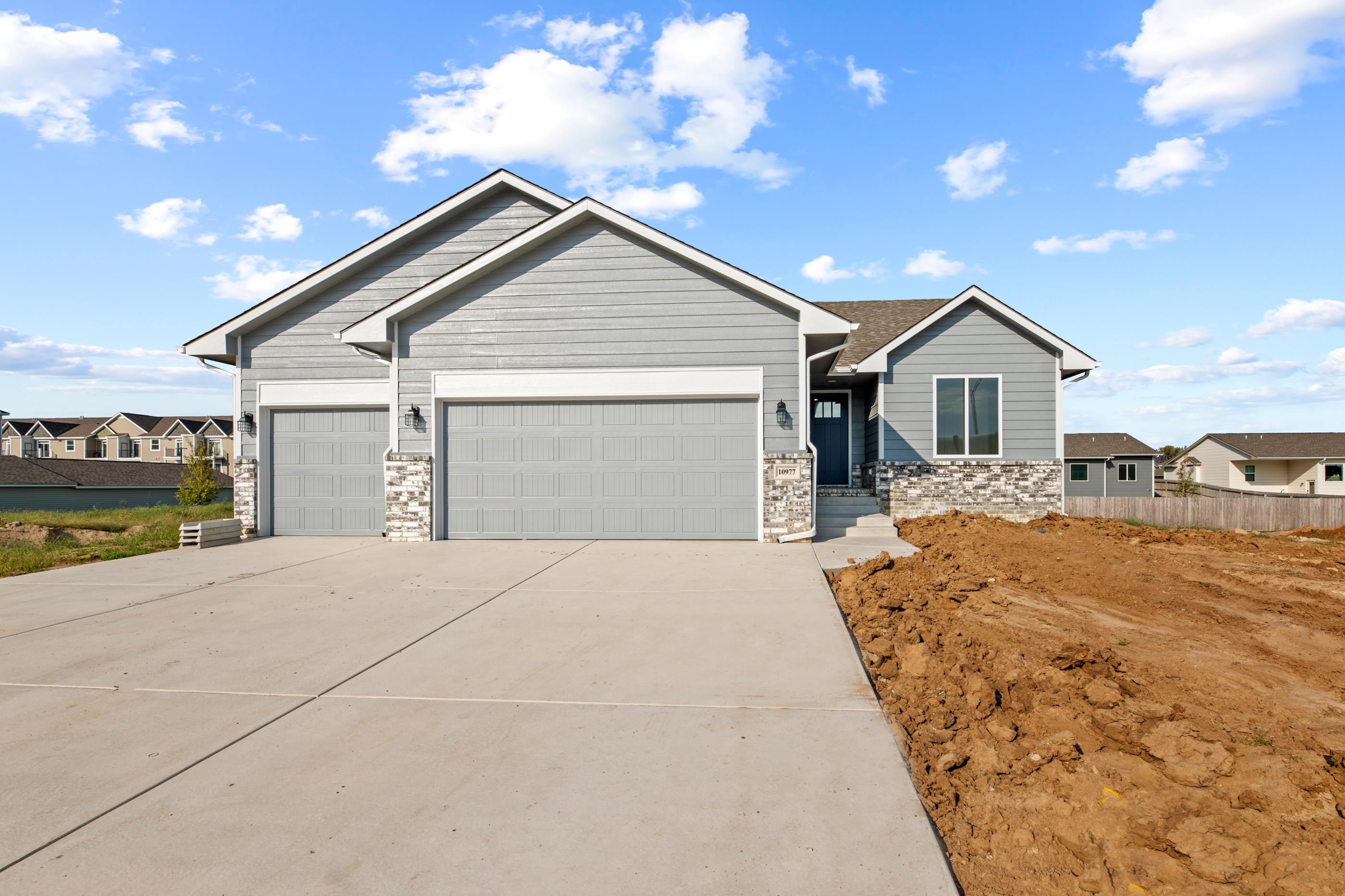 10977 W Sondra Ct