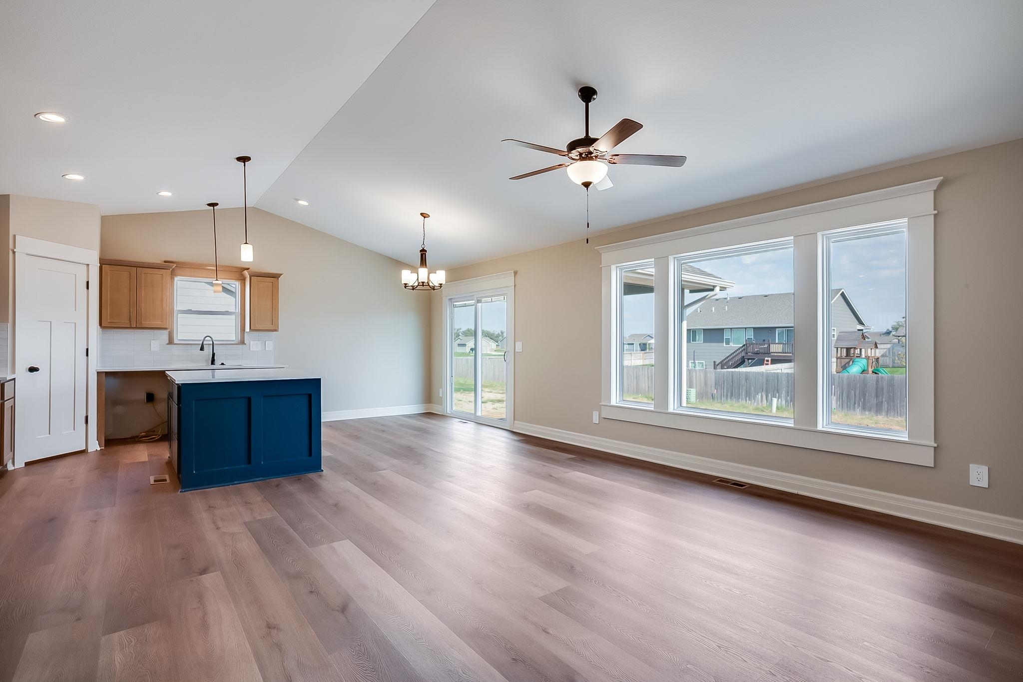 10745 W Sondra Ct