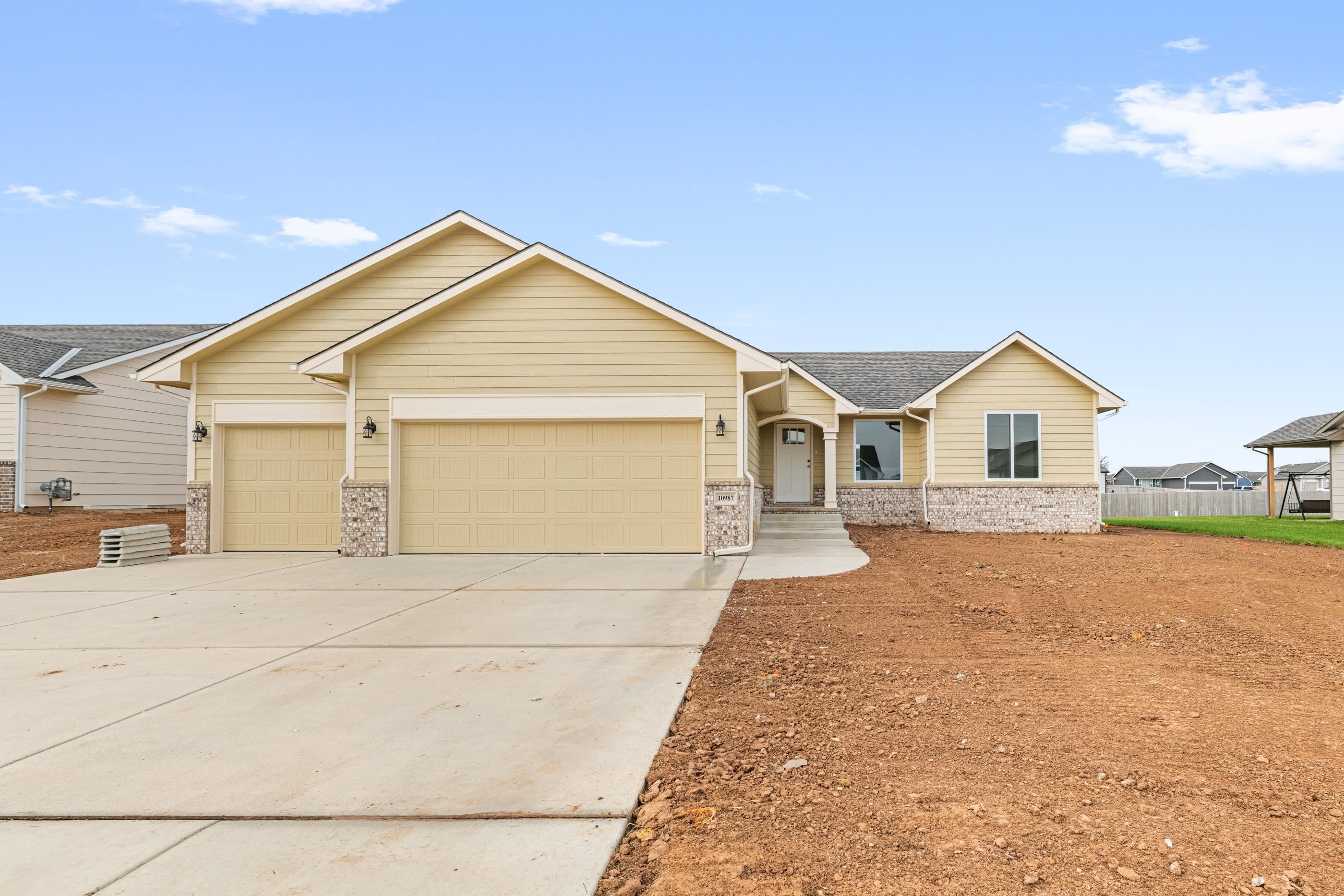 10987 W Sondra Ct