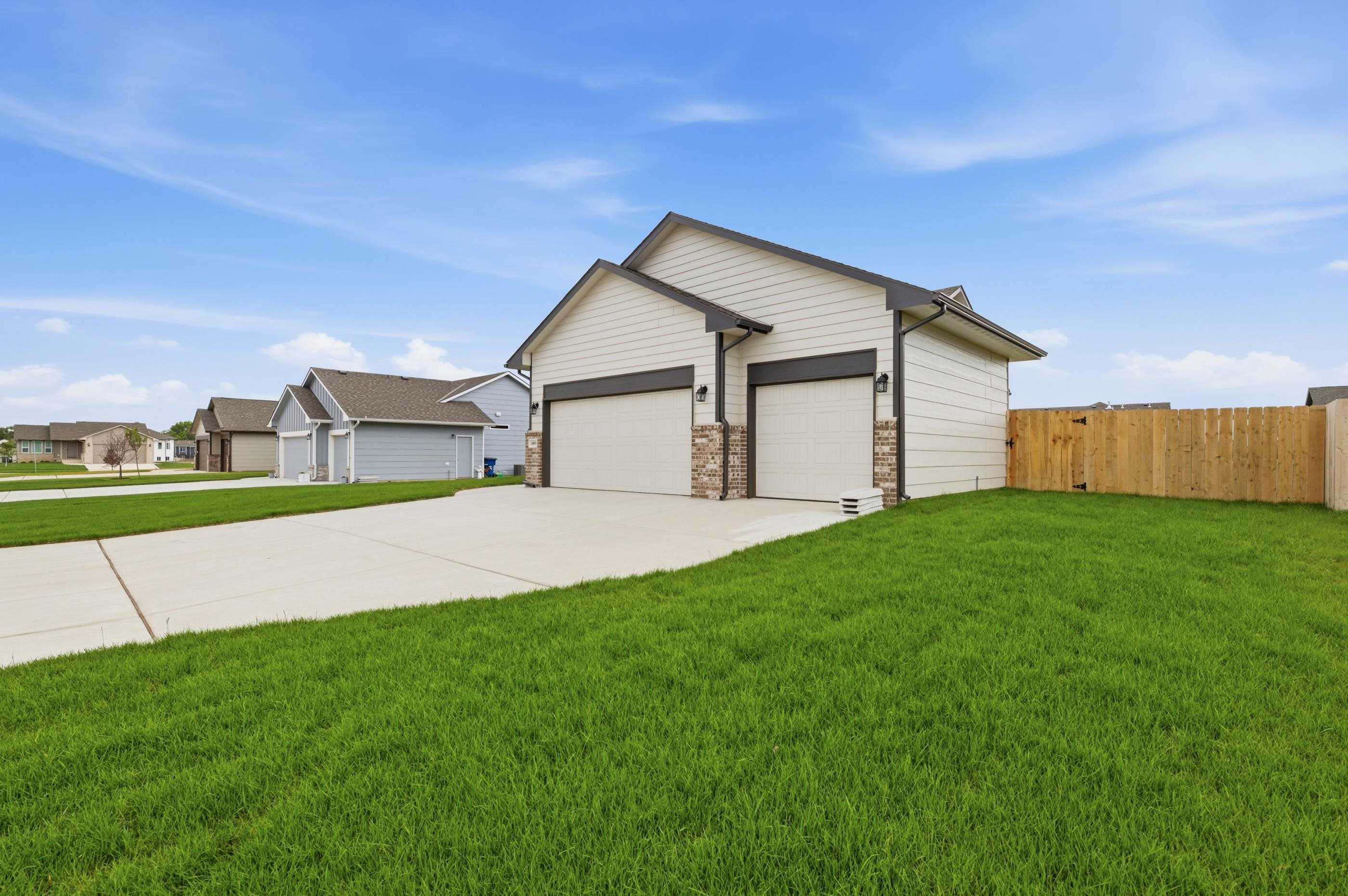 10951 W Sondra Ct