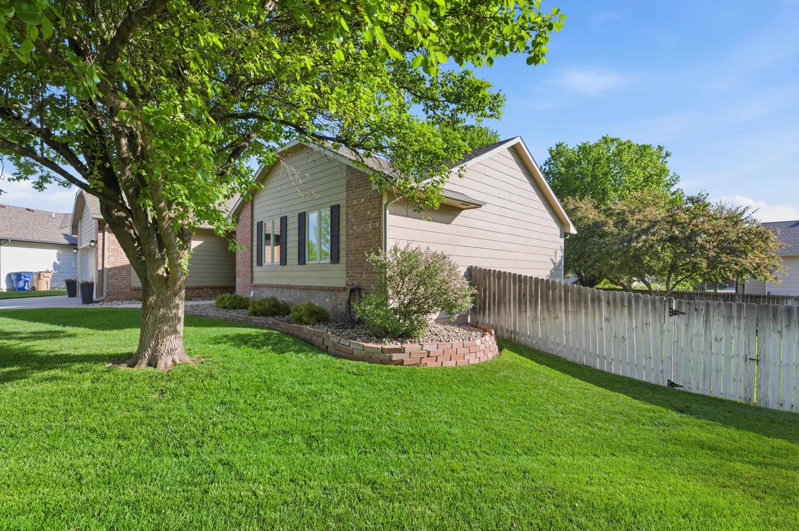 2414 N Covington Ct