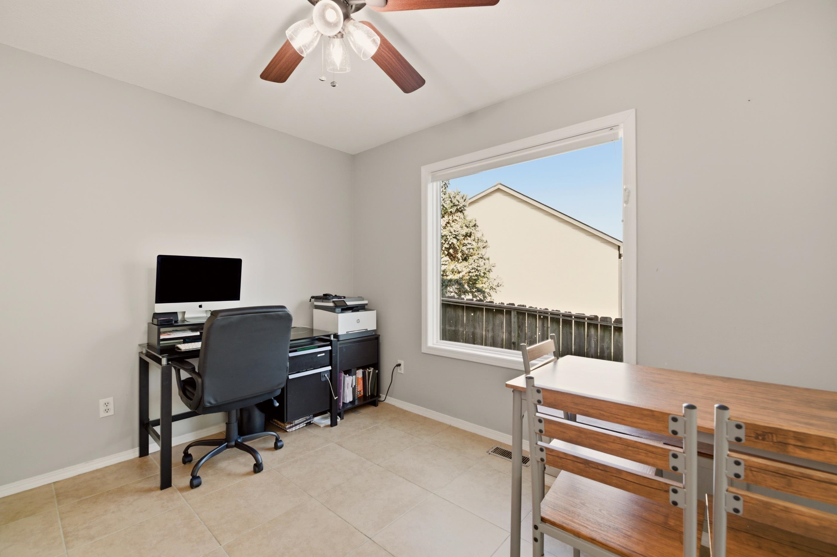 2414 N Covington Ct