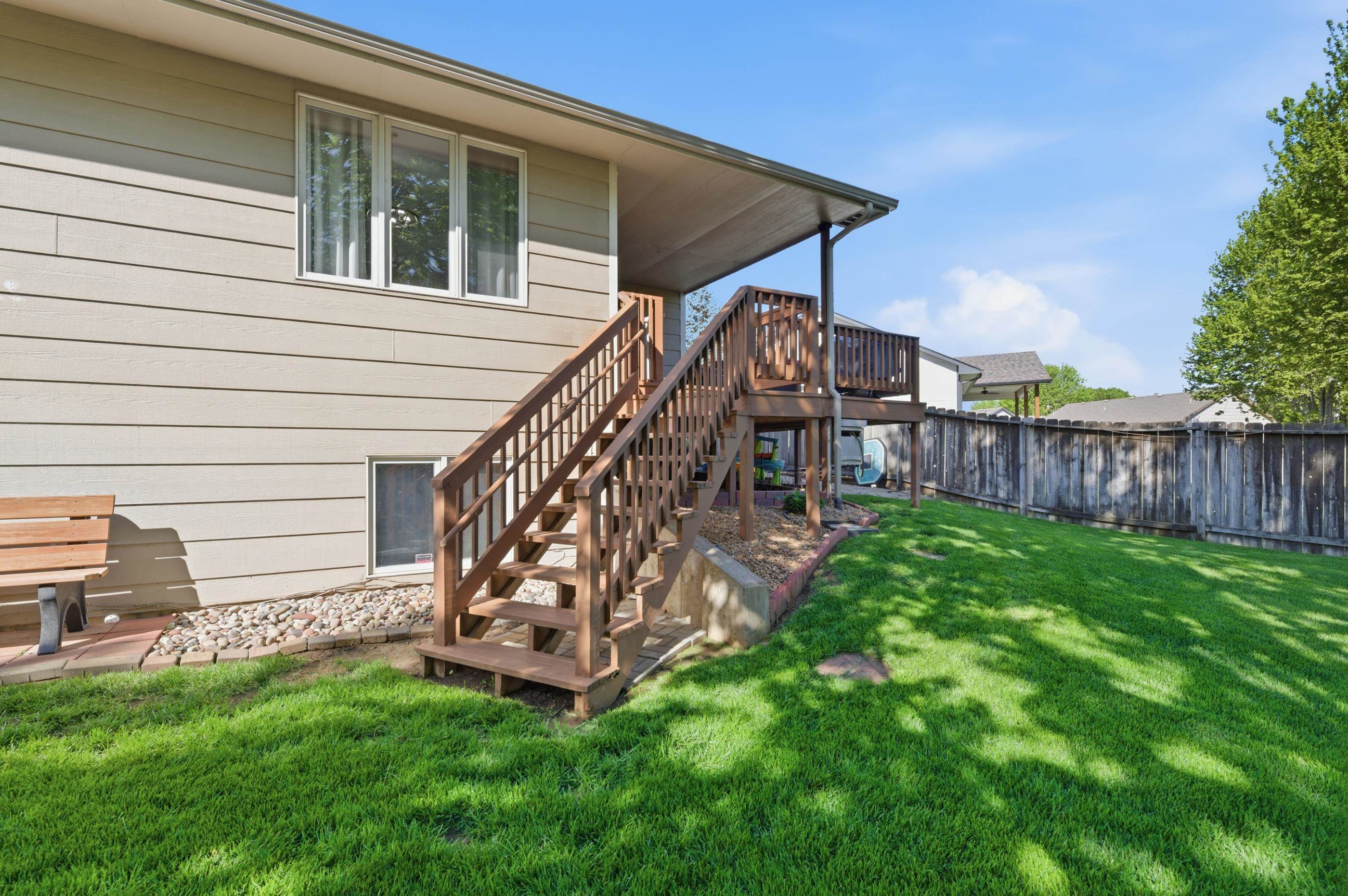 2414 N Covington Ct
