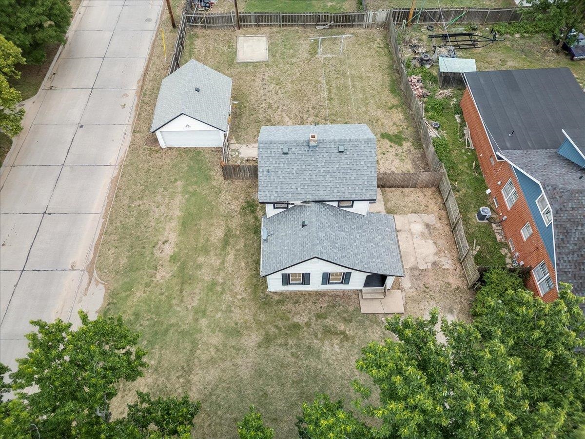 158 N MCcomas St