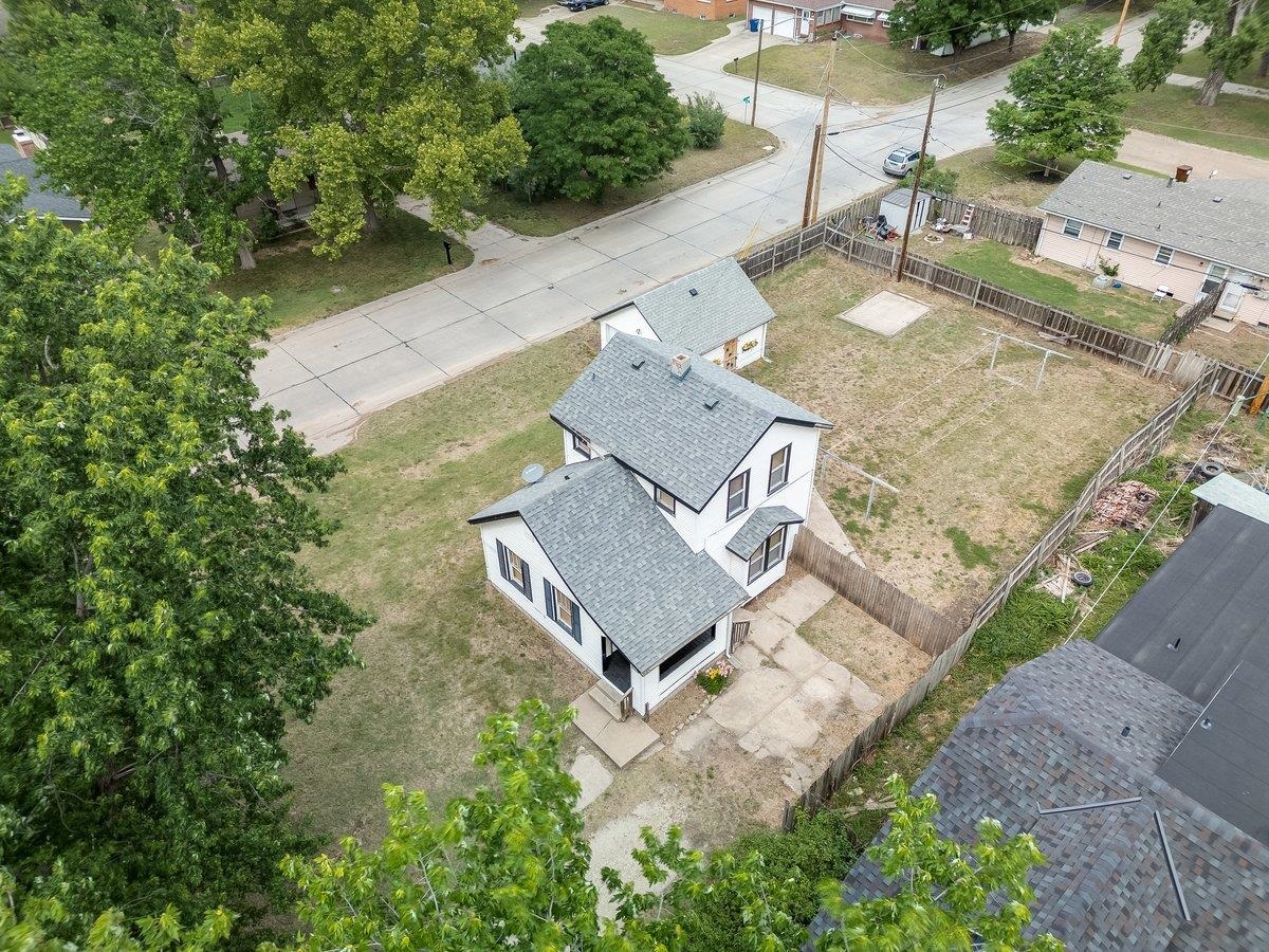158 N MCcomas St