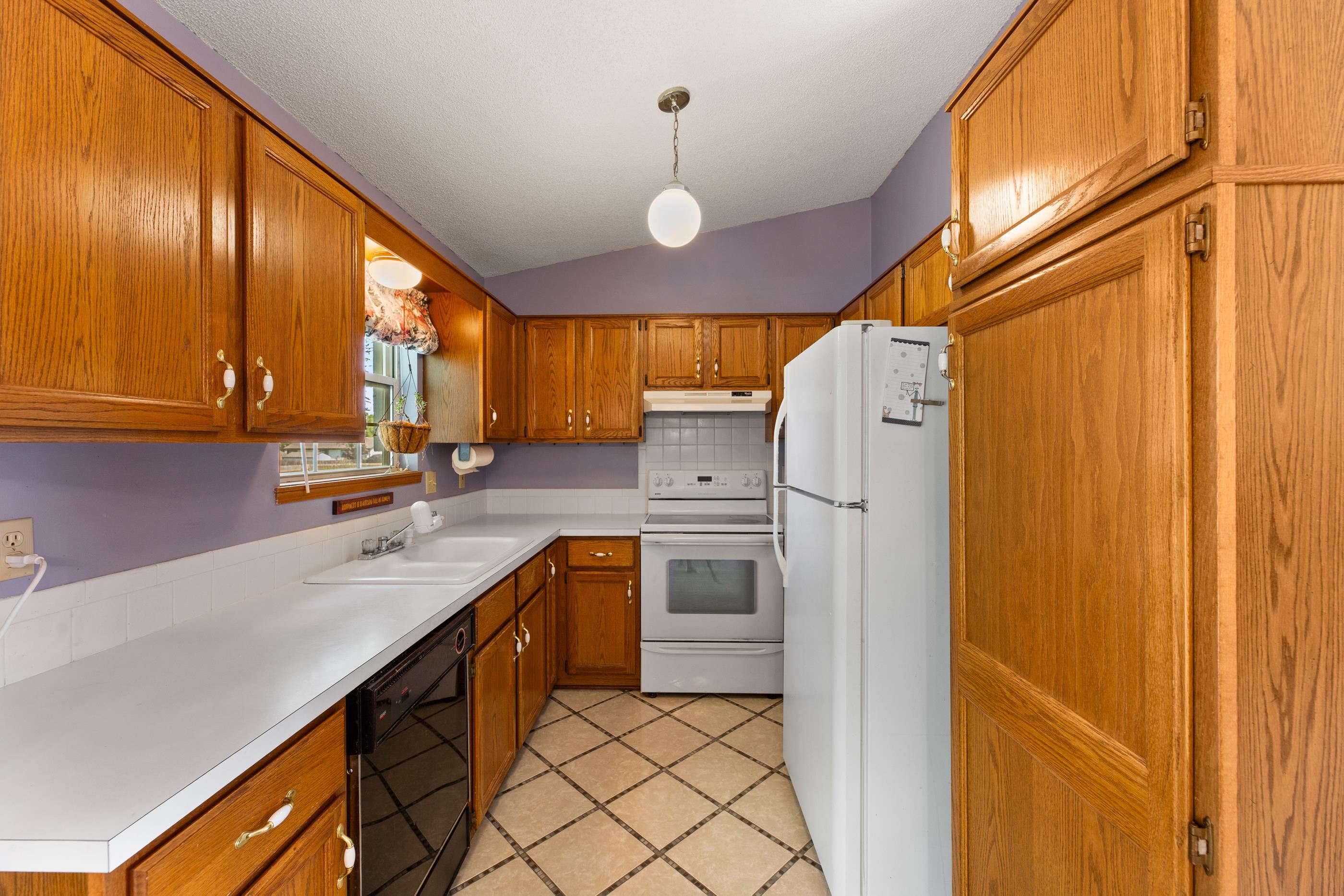 2509 N Beacon Hill St.