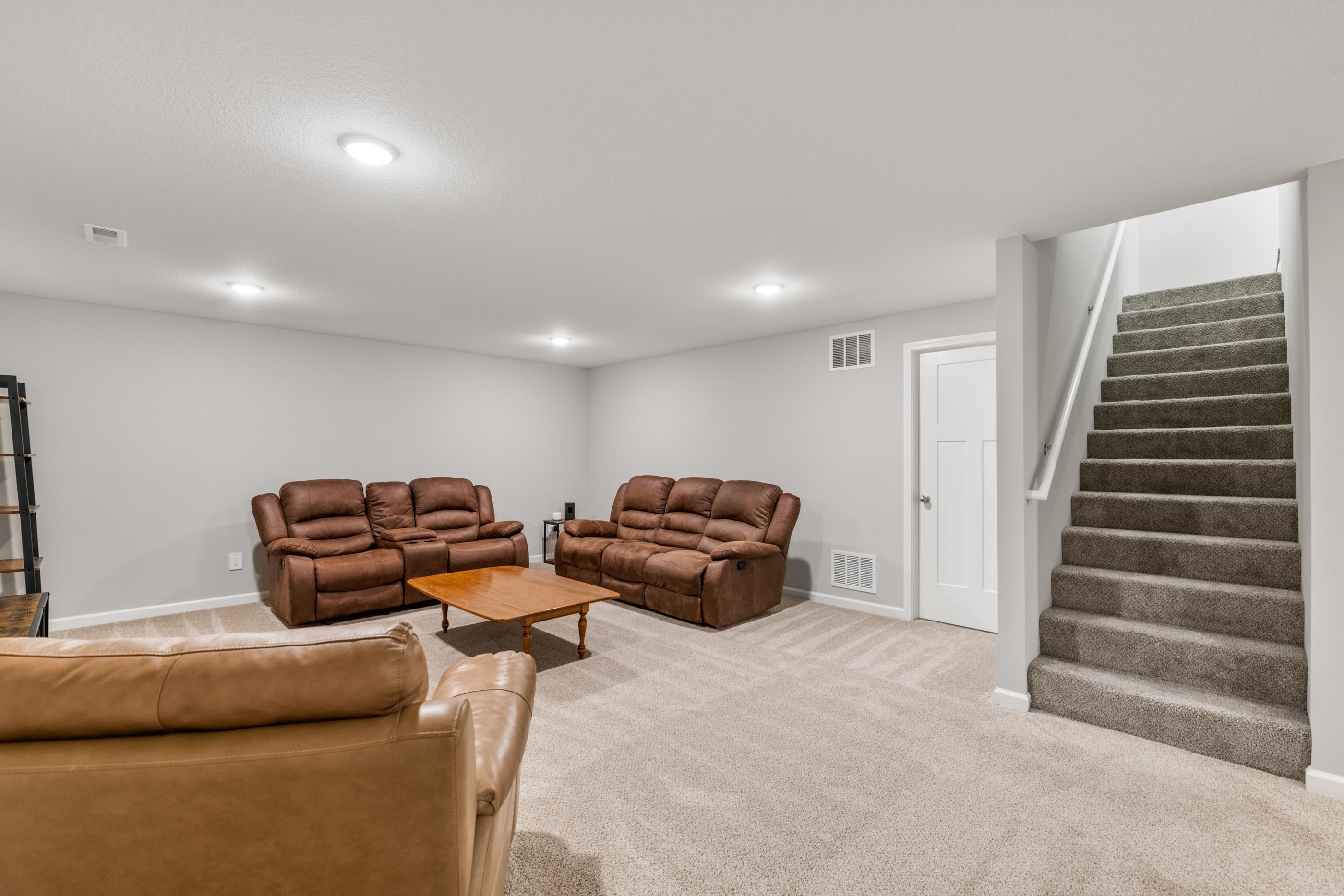 10926 W Cedar Lane