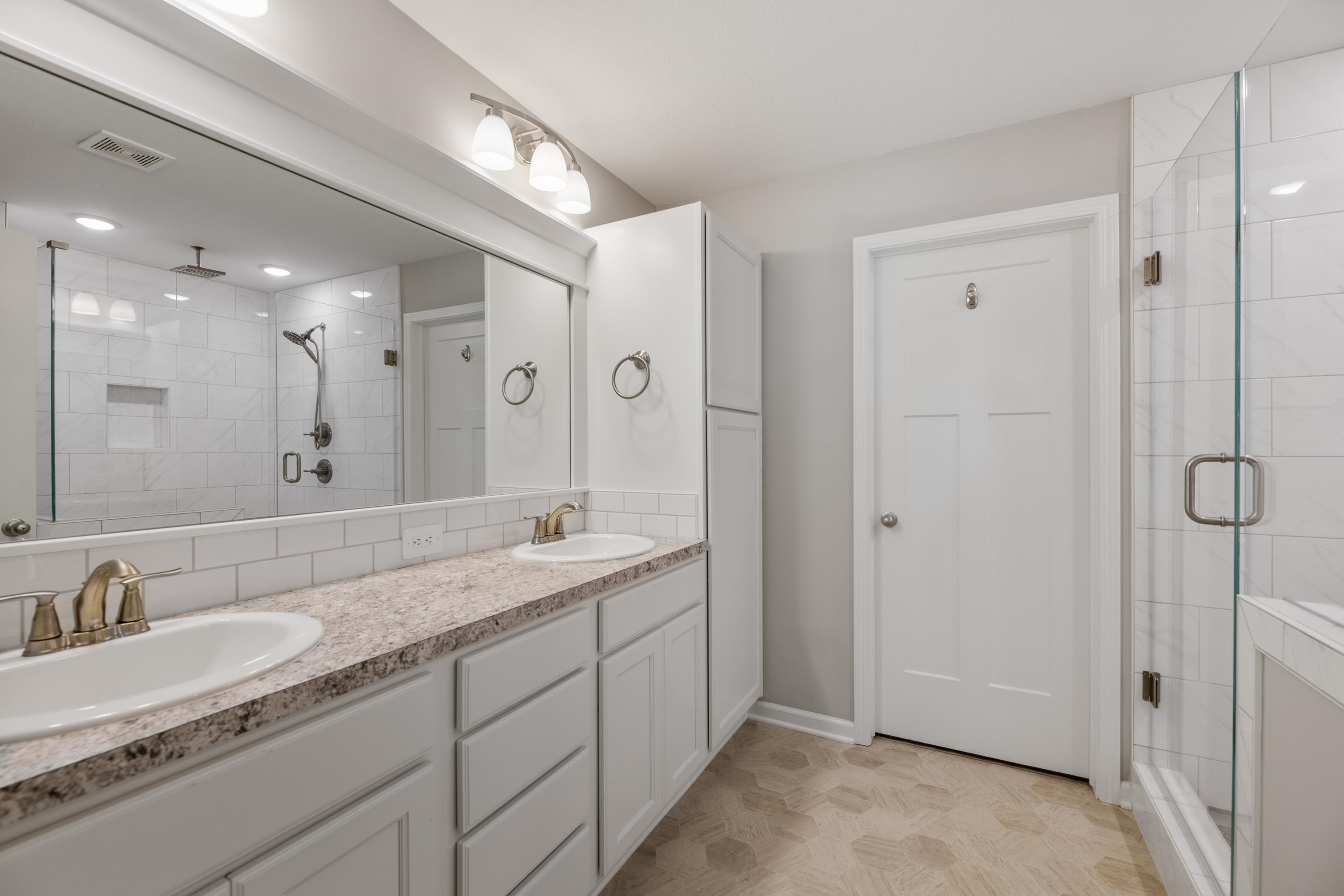 10926 W Cedar Lane