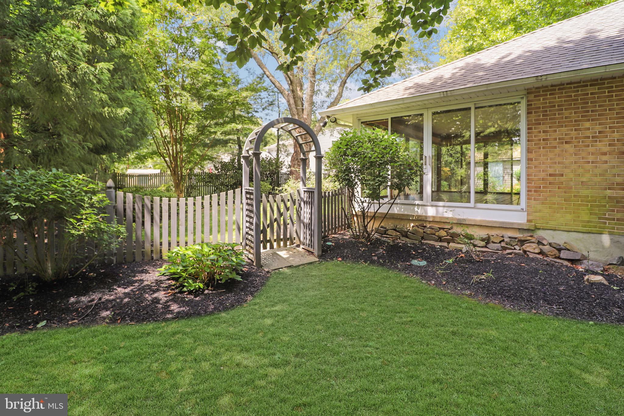 2003 BRANDYWOOD LANE