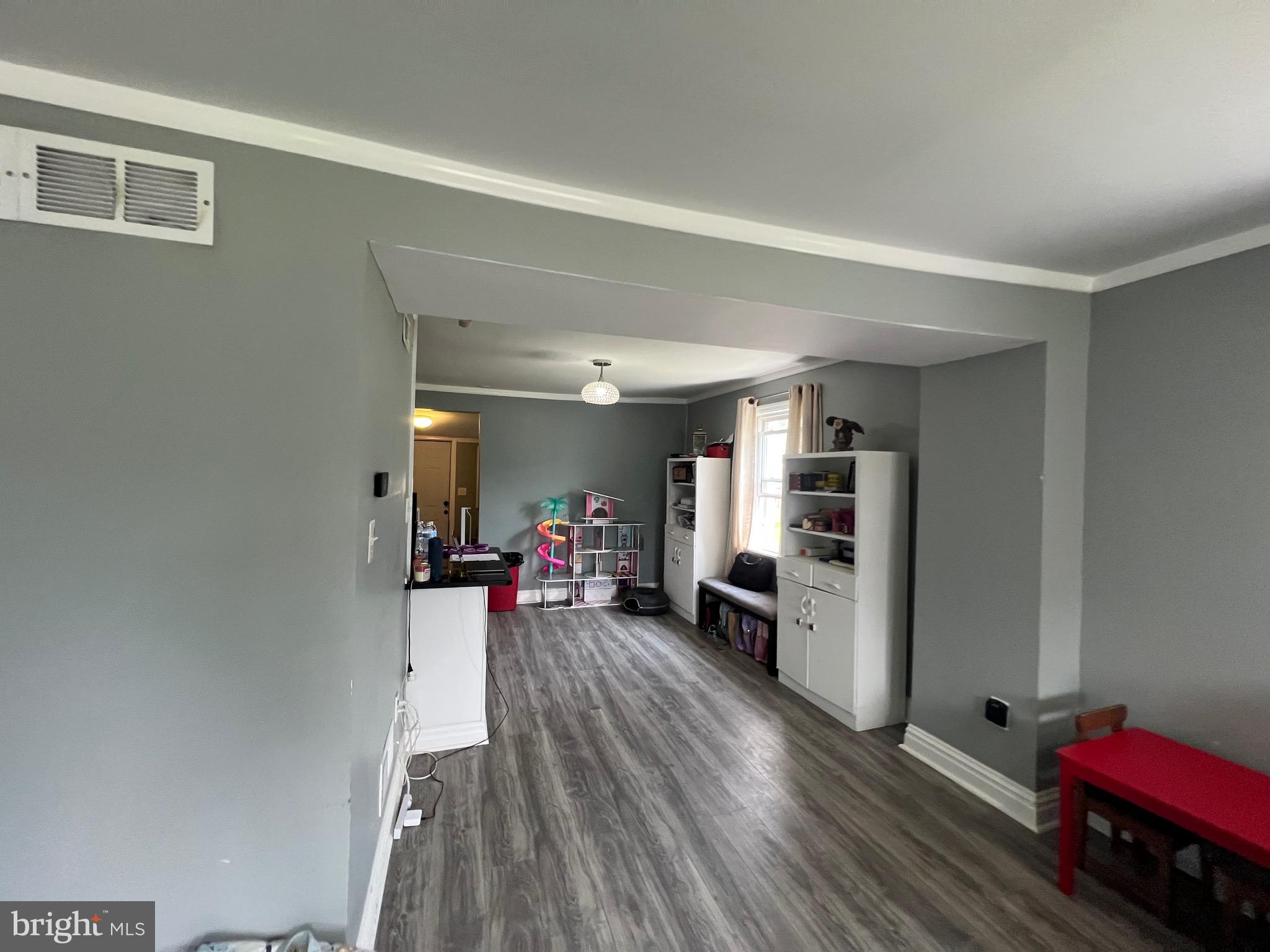 79 W FIFTH