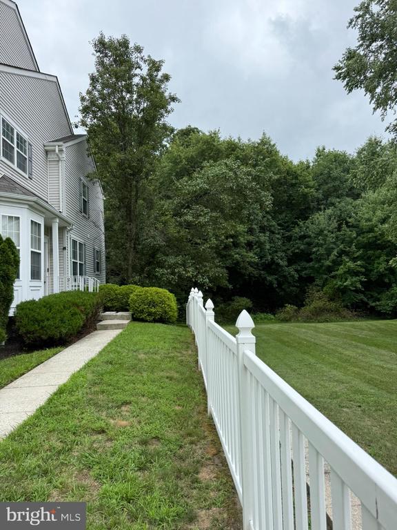 47 ROSS WAY