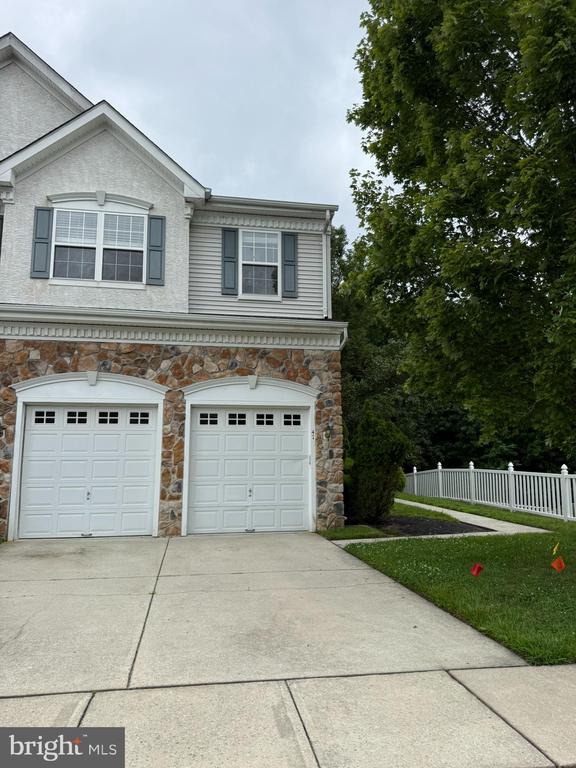 47 ROSS WAY