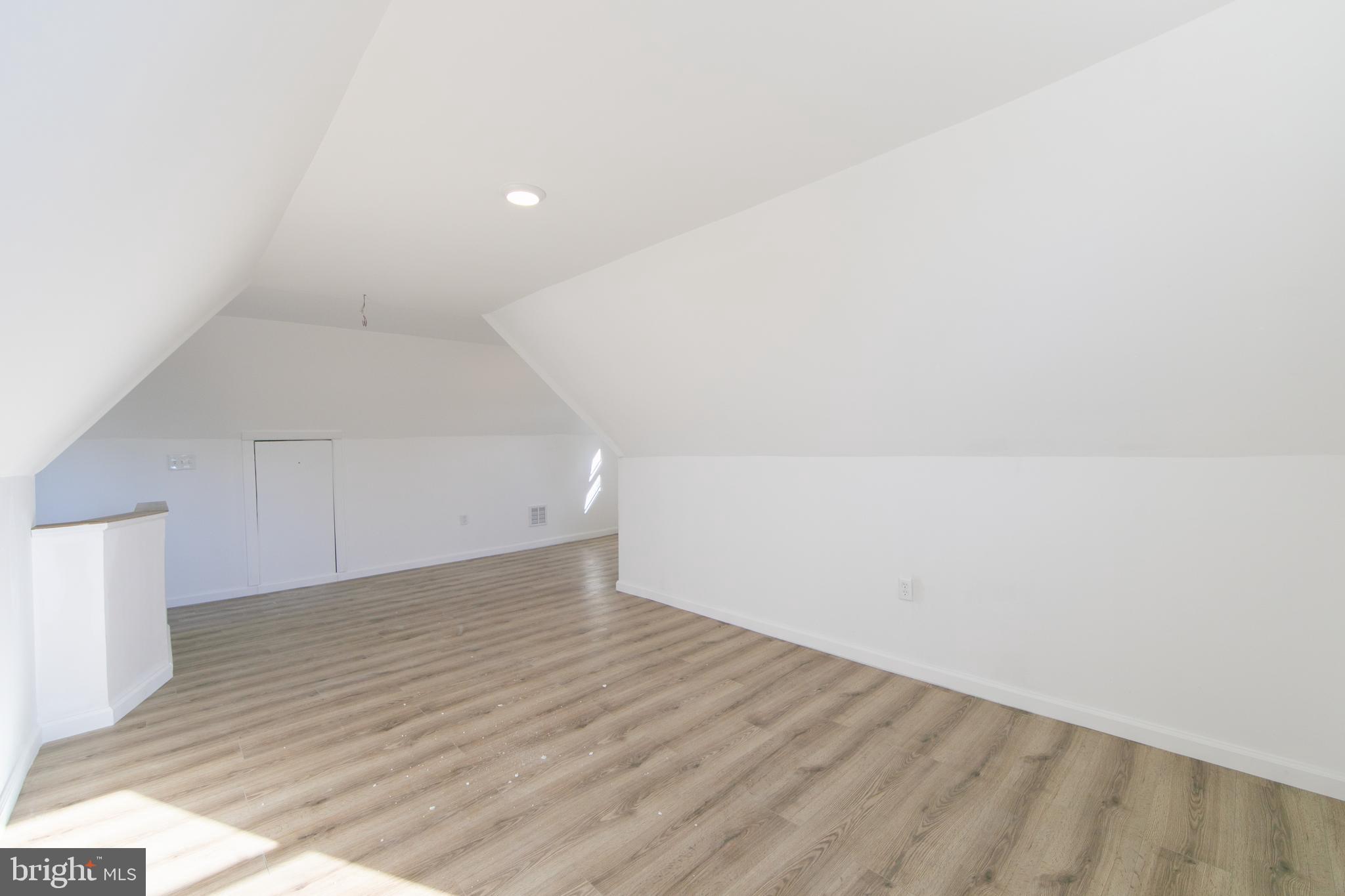 324 MAURICE STREET