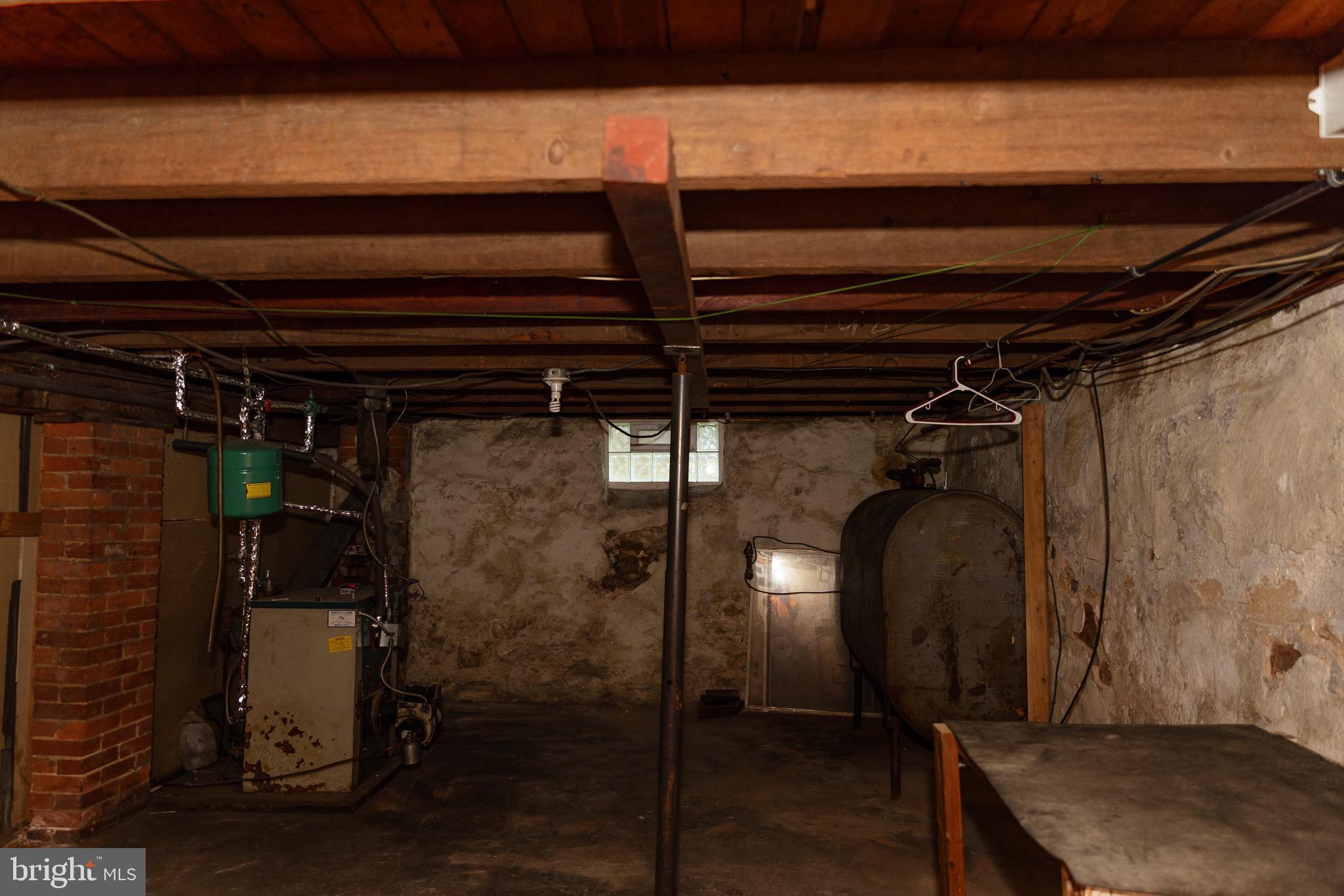 1009 CHESTNUT STREET