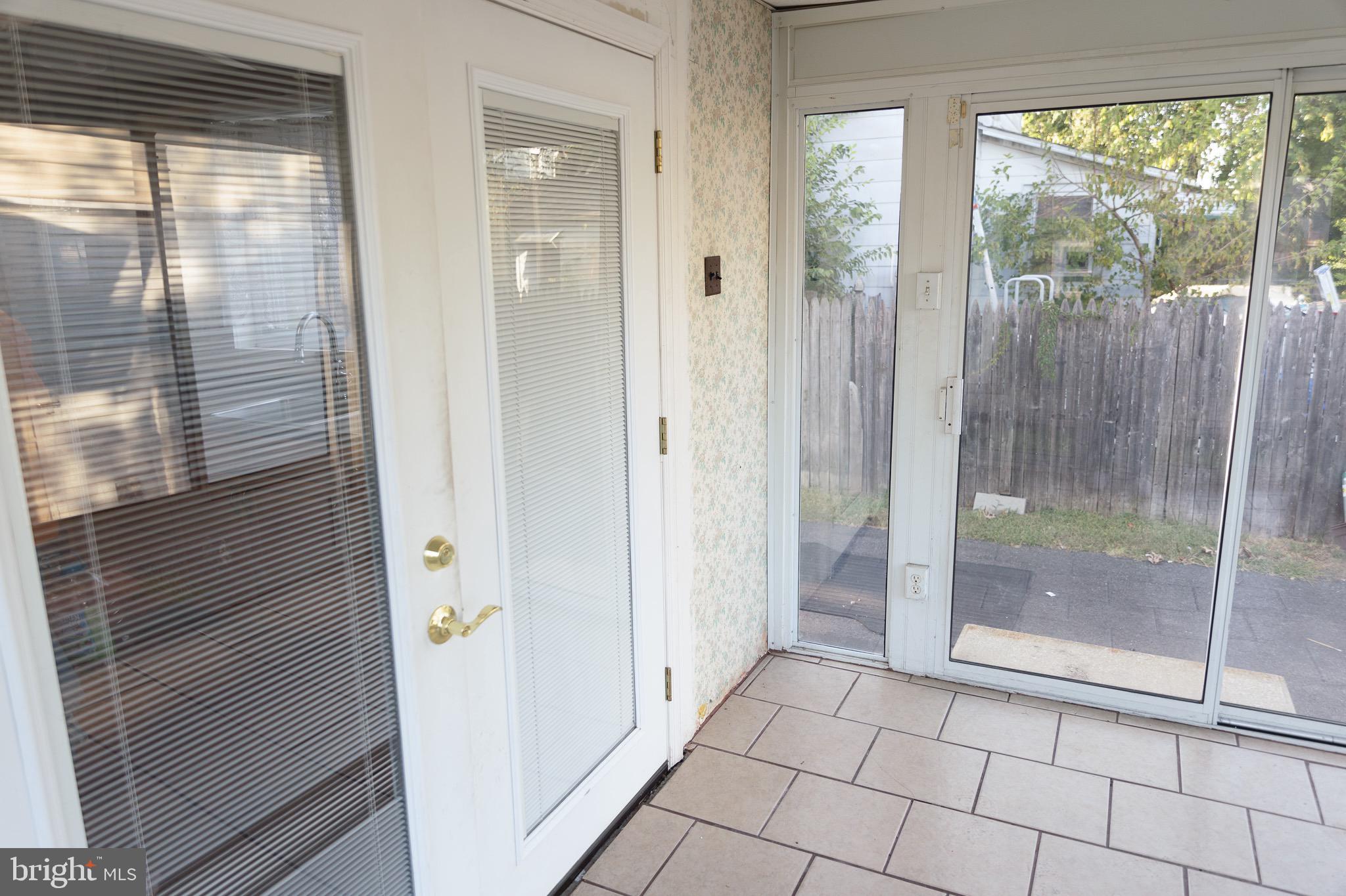 1009 CHESTNUT STREET