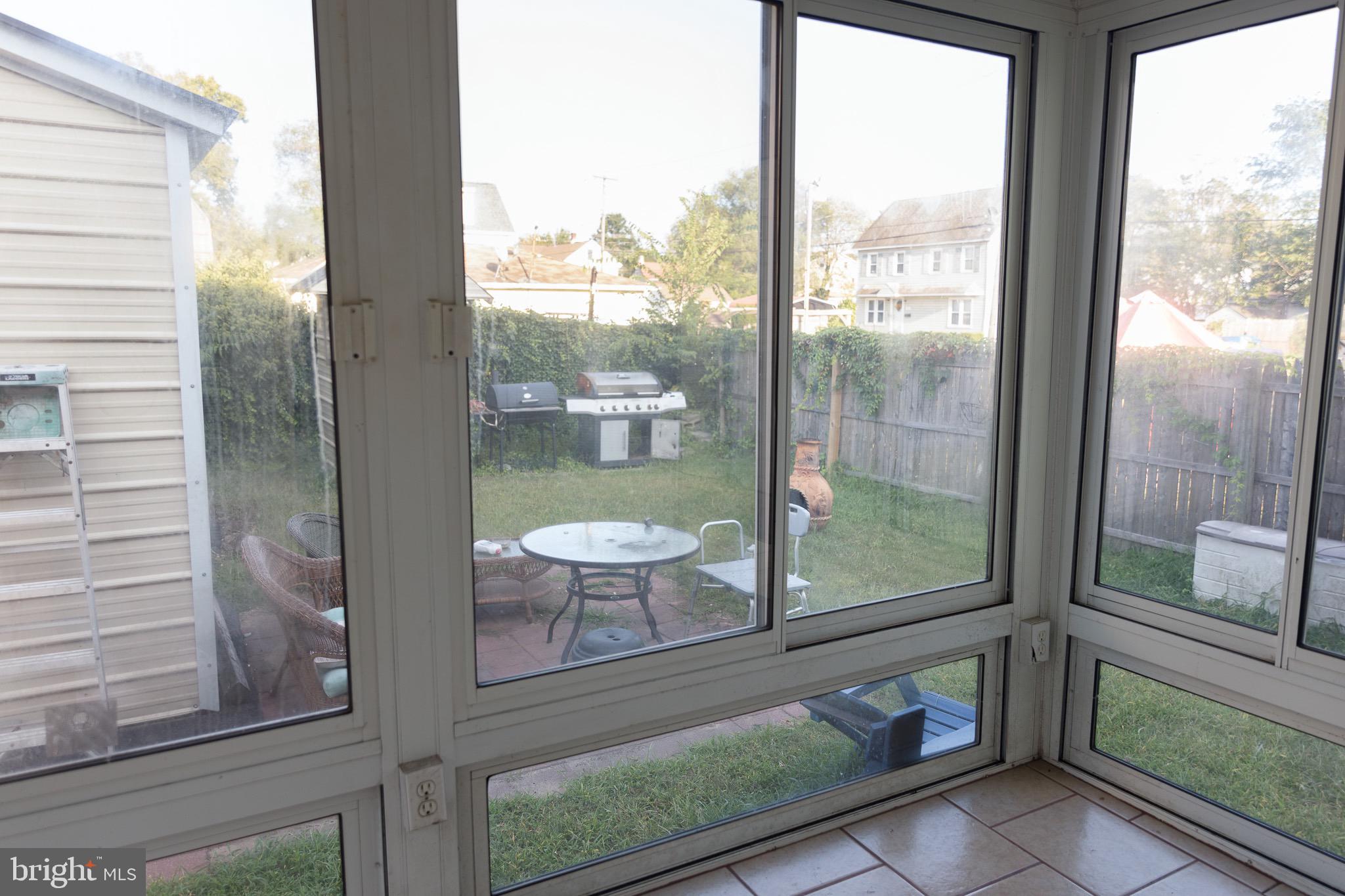 1009 CHESTNUT STREET