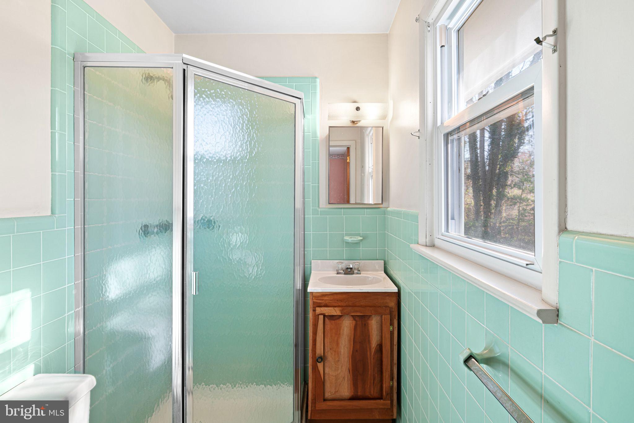 204 LINDEN AVENUE