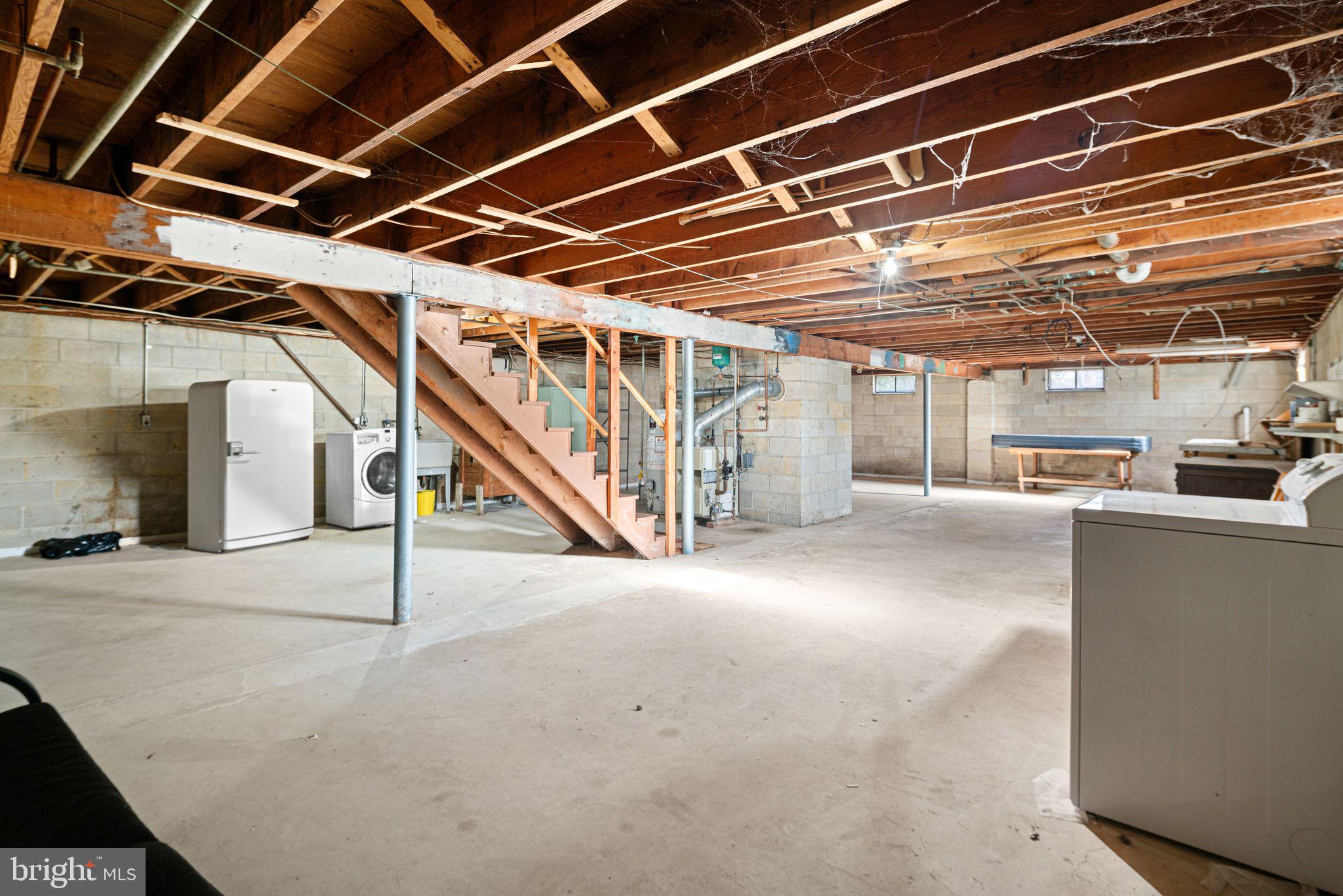 204 LINDEN AVENUE