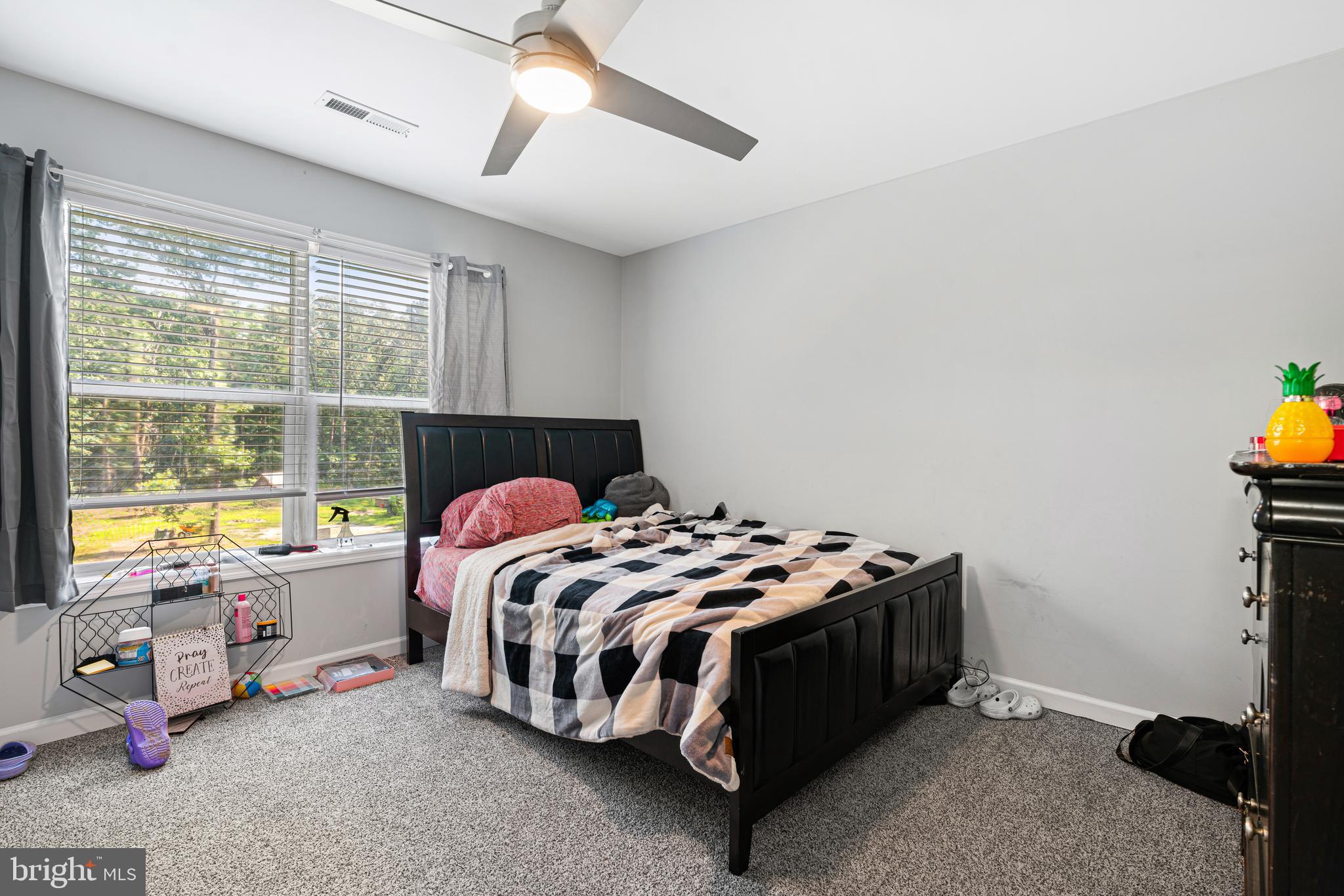 2307 SUNNYHILL AVENUE