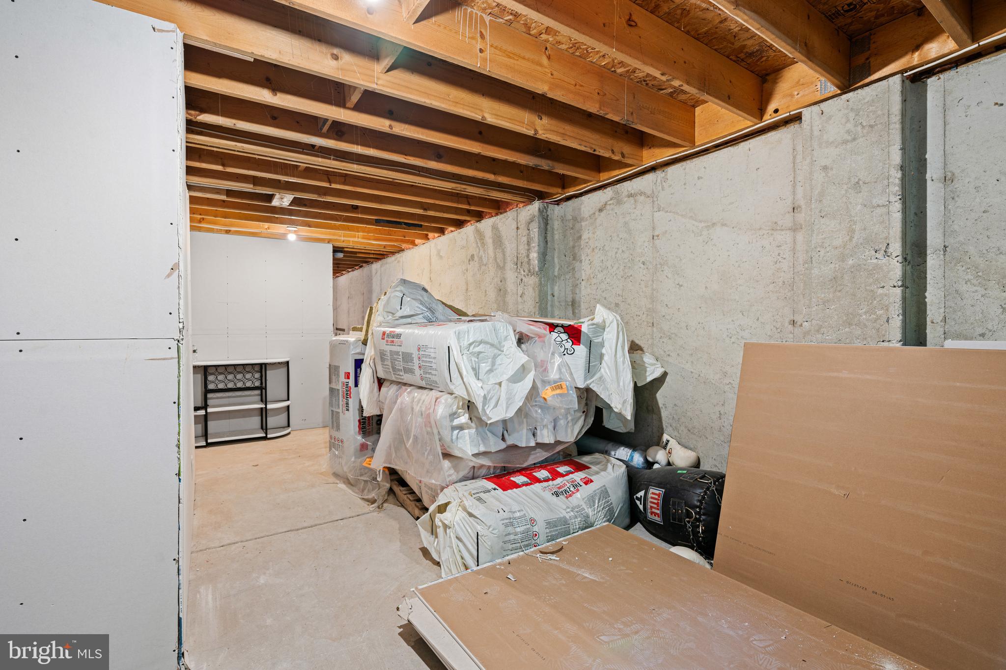 2307 SUNNYHILL AVENUE