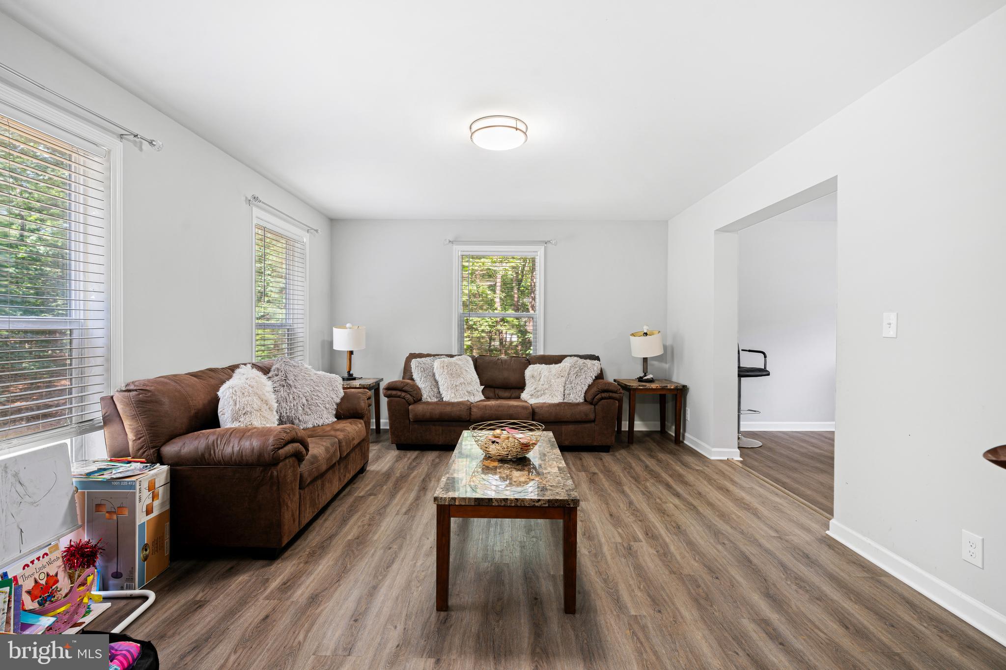 2307 SUNNYHILL AVENUE