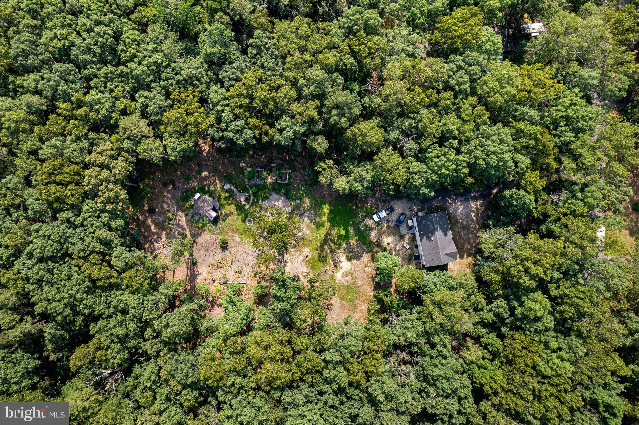 2307 SUNNYHILL AVENUE