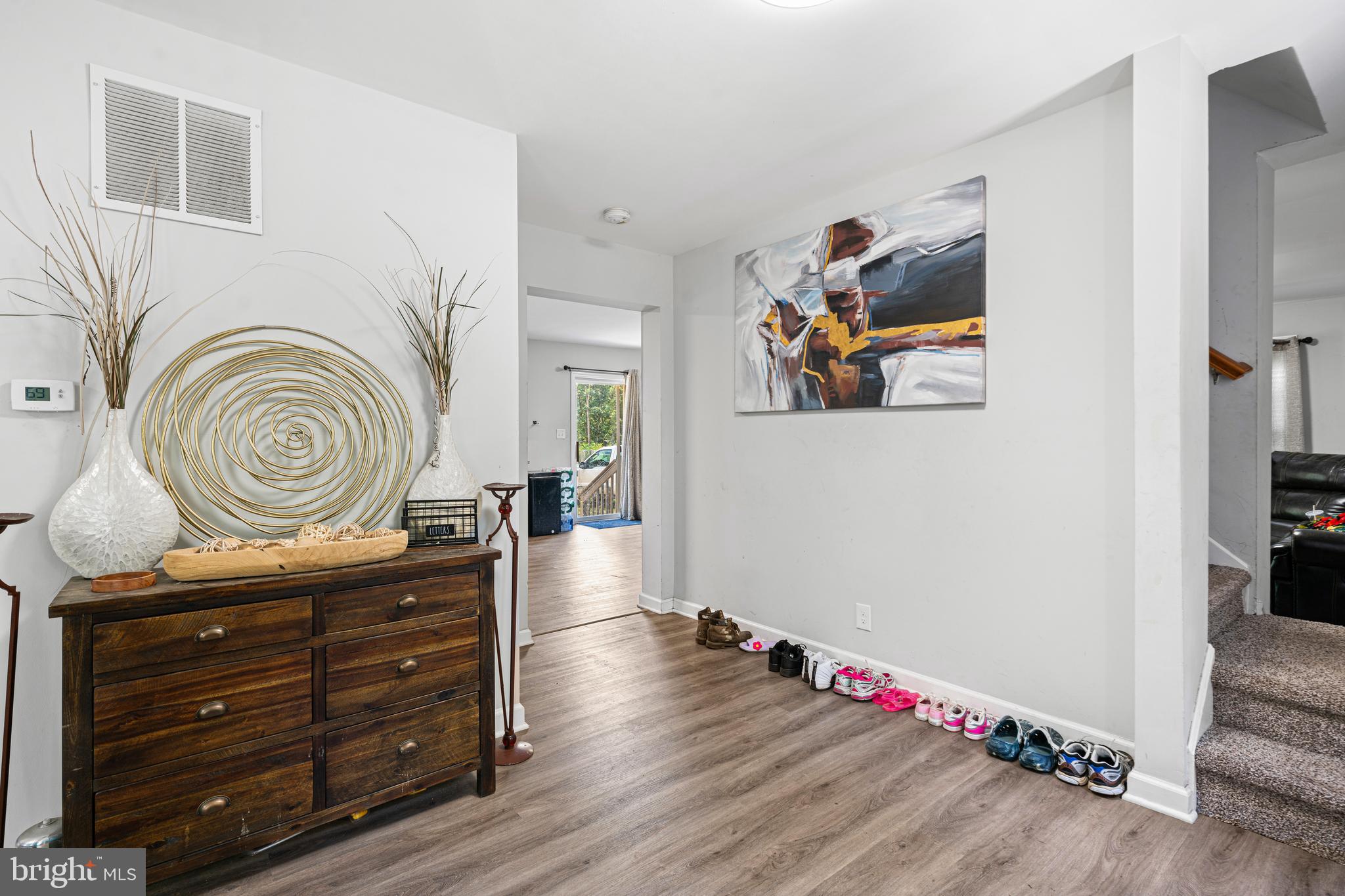 2307 SUNNYHILL AVENUE