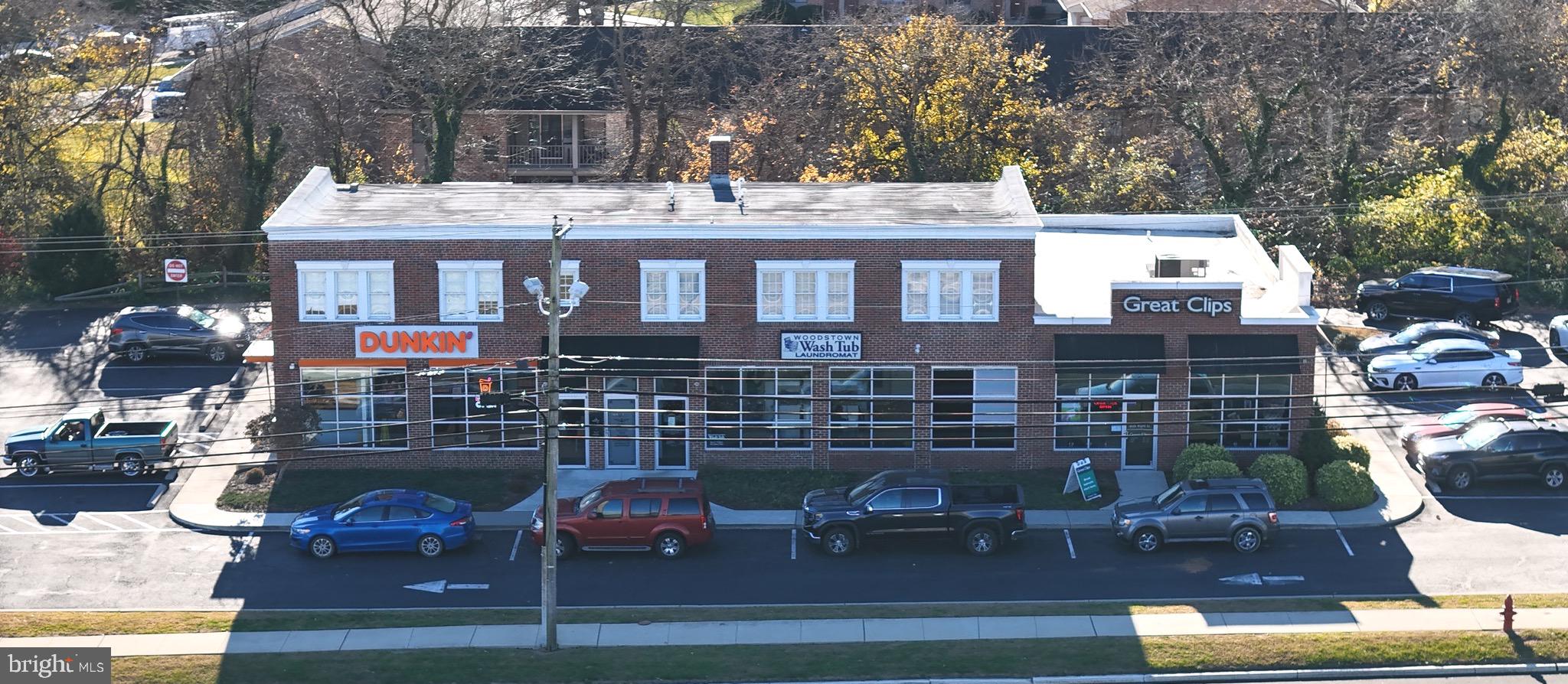 300 WEST AVENUE SUITE D