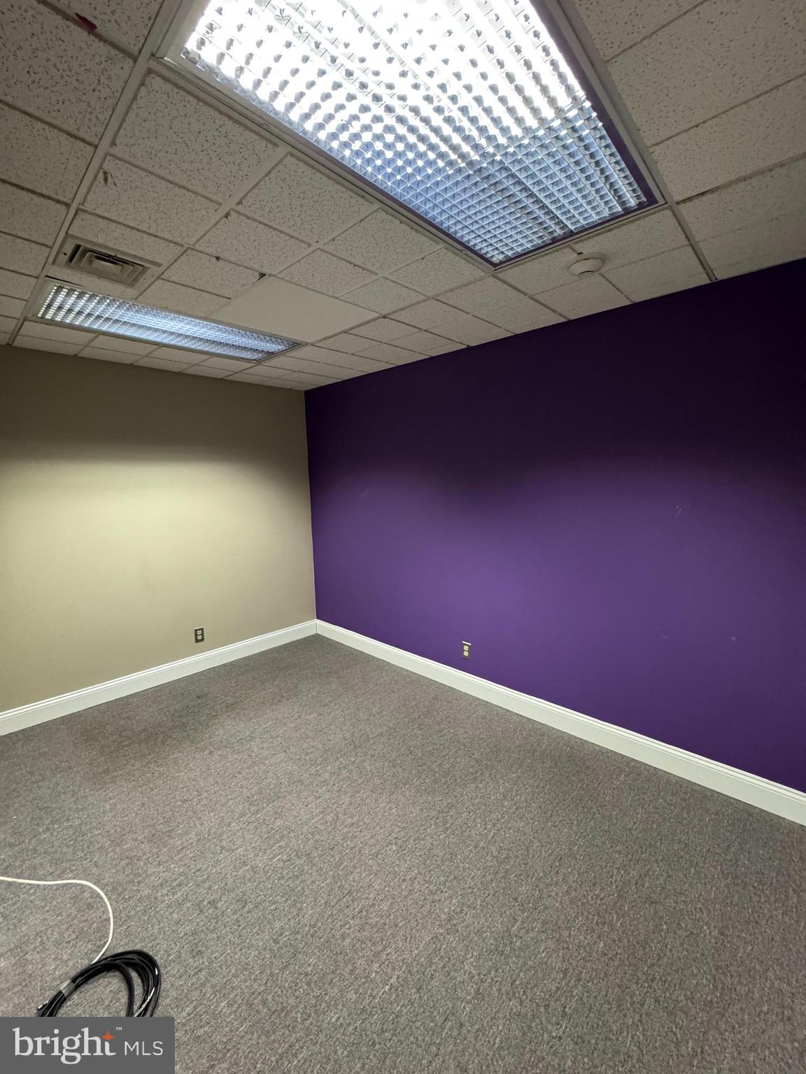 100 E CHESTER PIKE 5