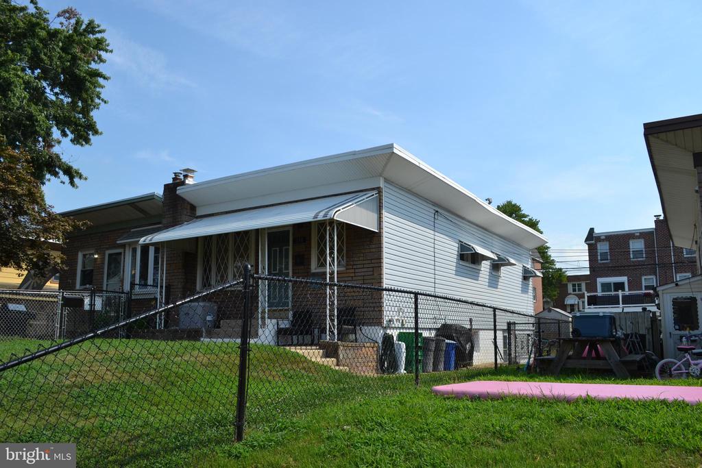 238 ACRES DRIVE
