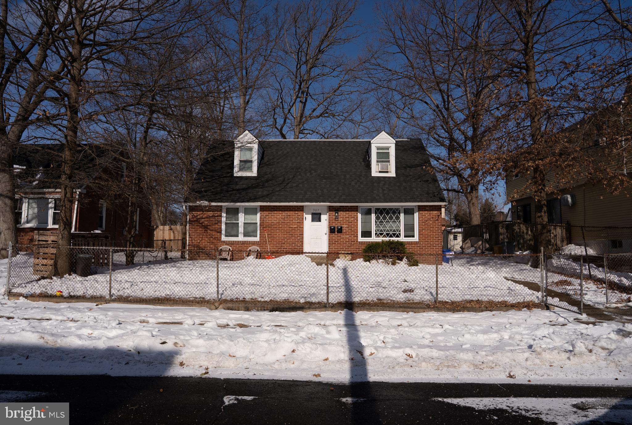 907 NORTH STREET