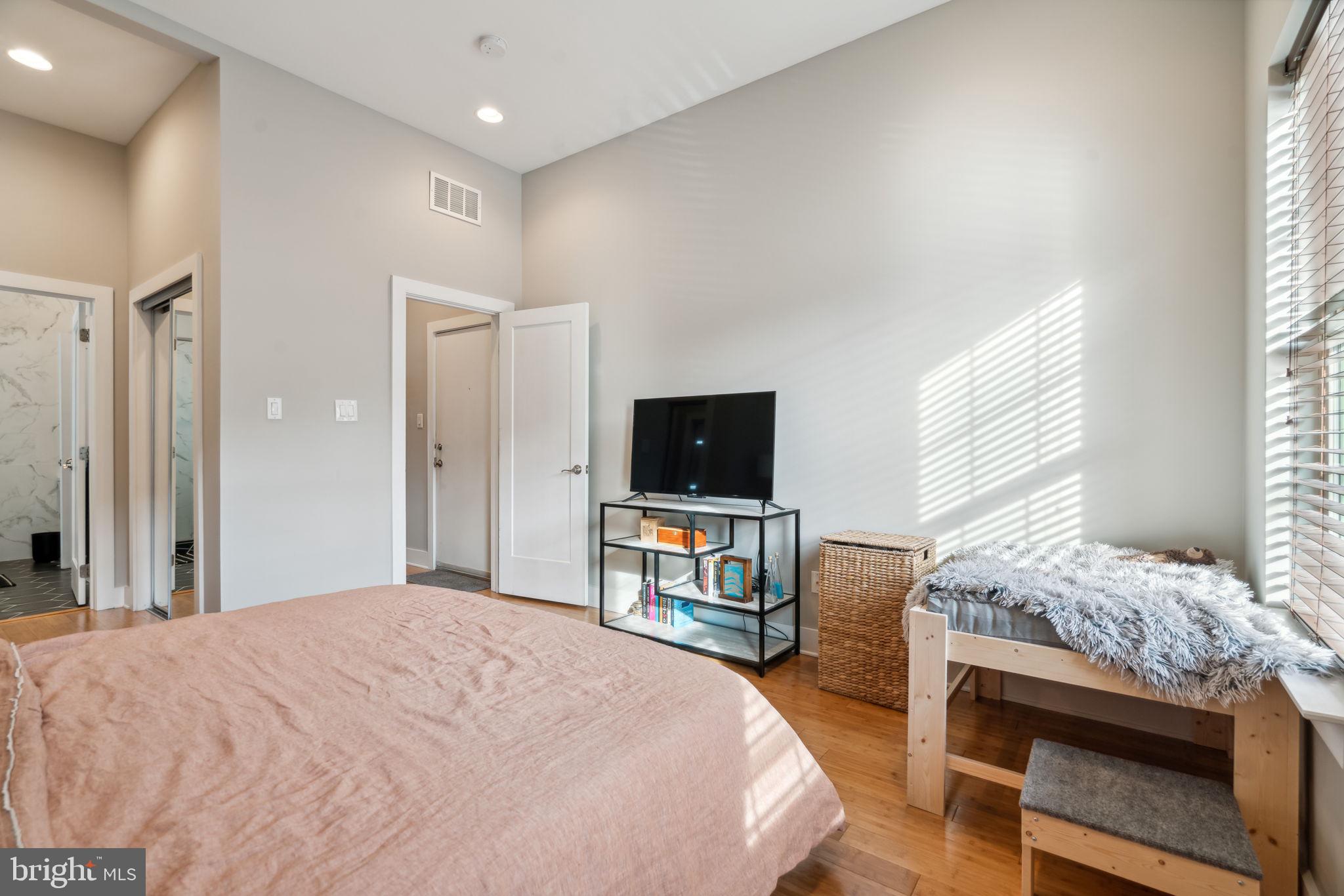 1623 FAIRMOUNT AVENUE A