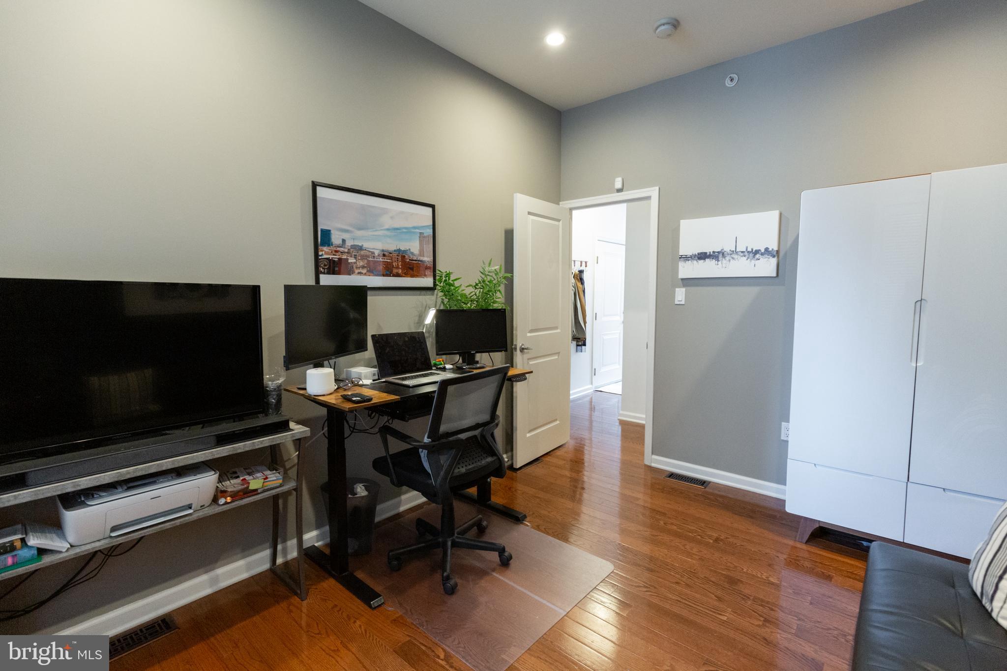 1343 LOMBARD STREET A