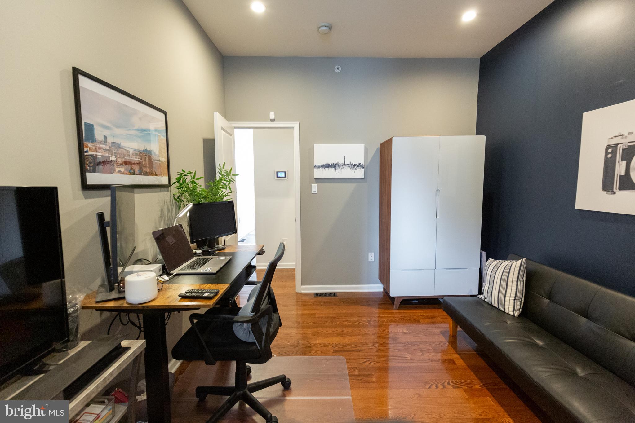 1343 LOMBARD STREET A