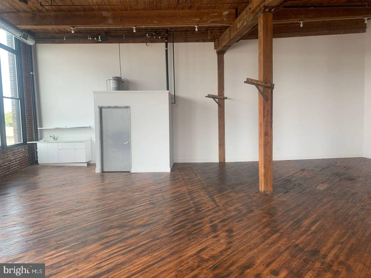 2930 JASPER STREET 401