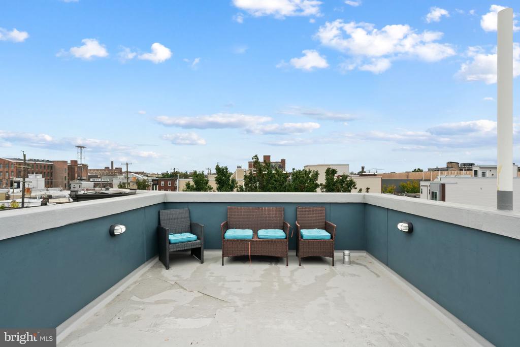 2607 TULIP STREET