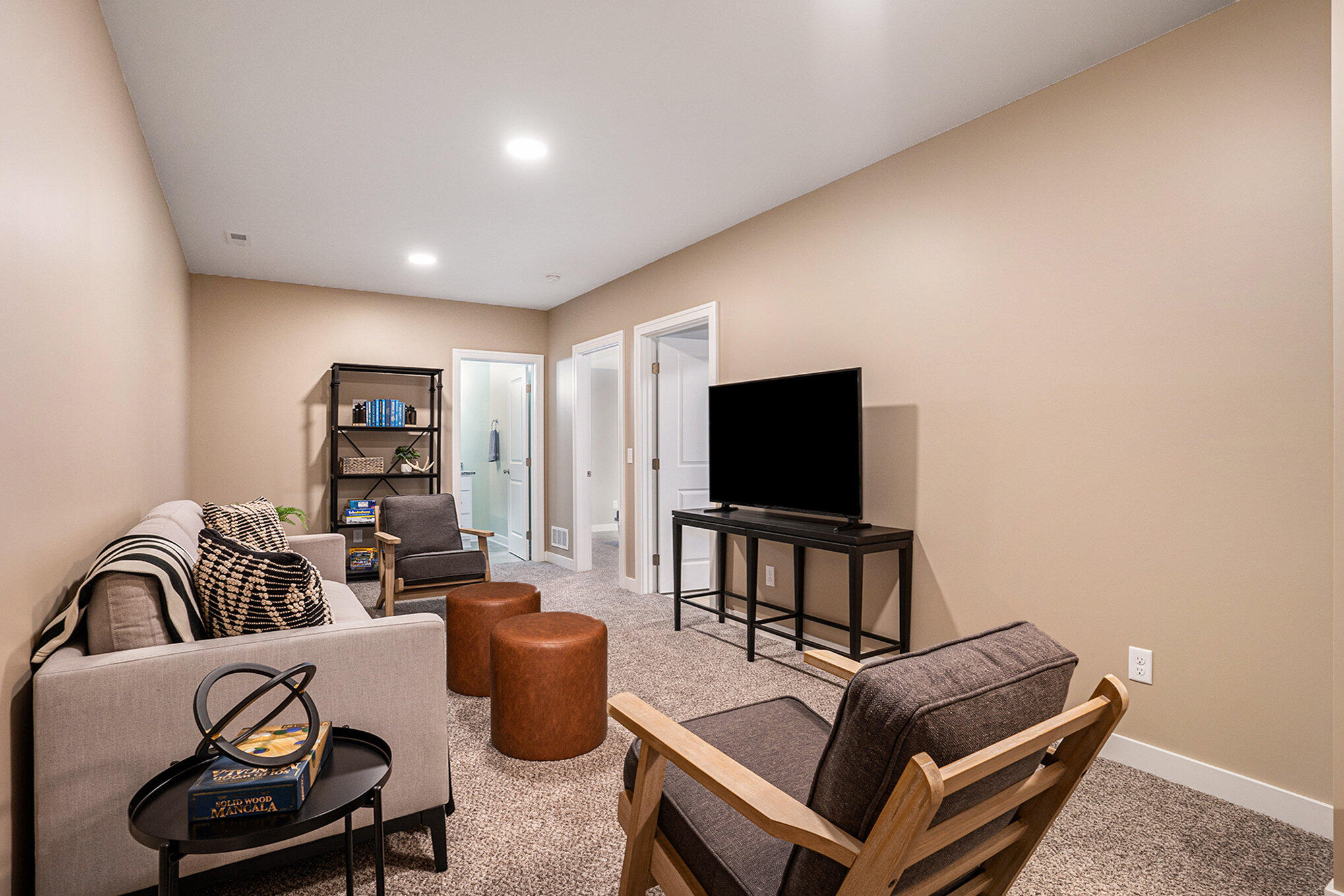 255 Willowside Drive