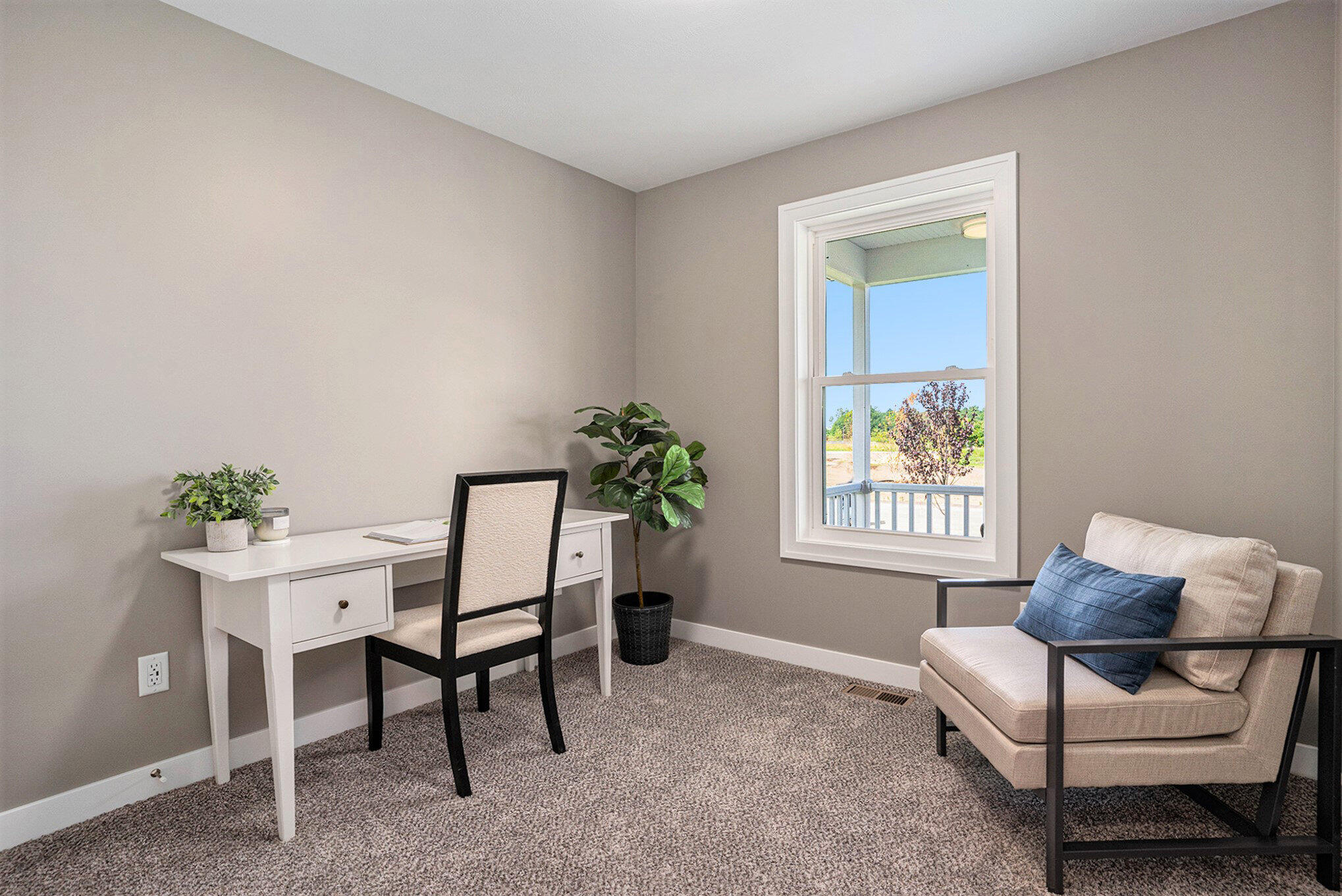 255 Willowside Drive