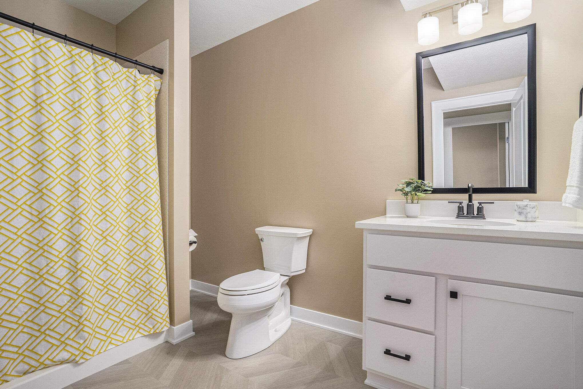 253 Willowside Drive