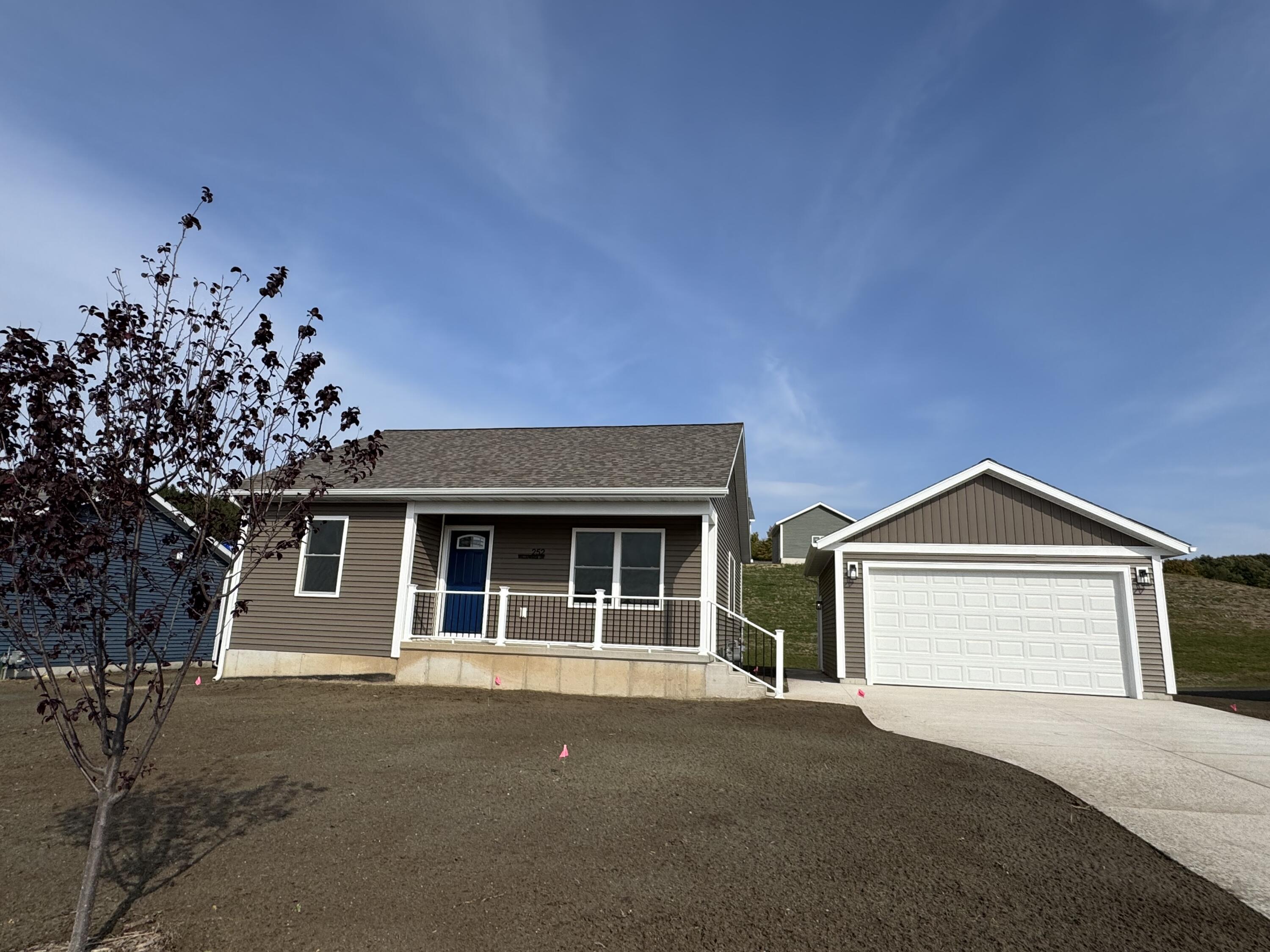 252 Willowside Drive