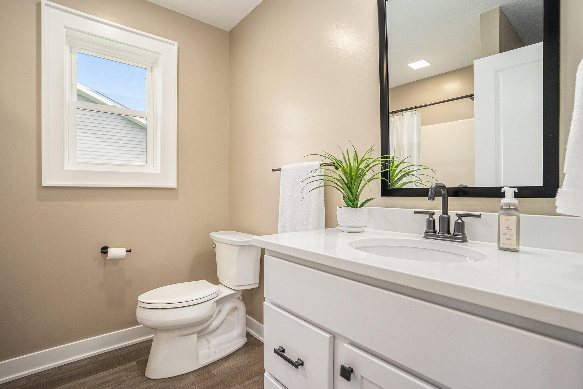 252 Willowside Drive