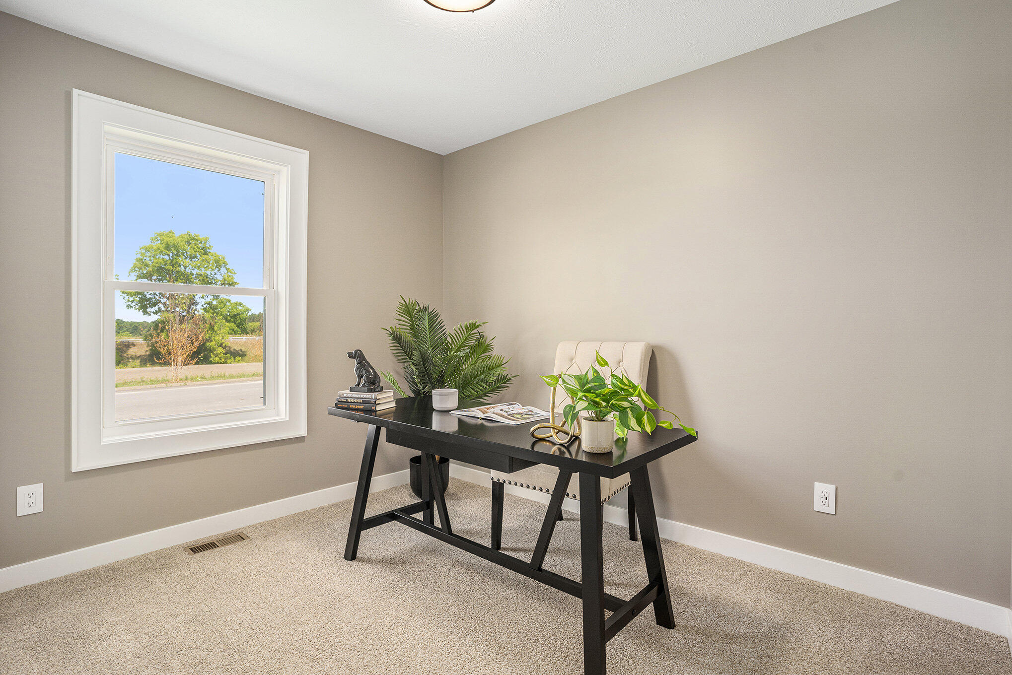 252 Willowside Drive