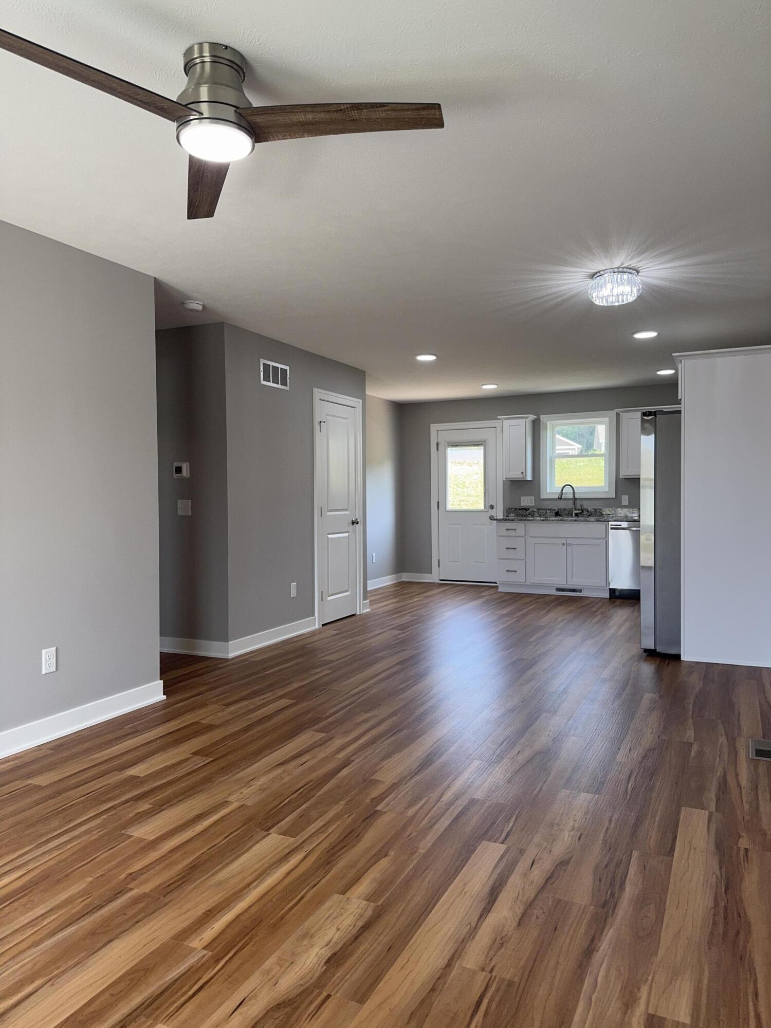 260 Willowside Drive