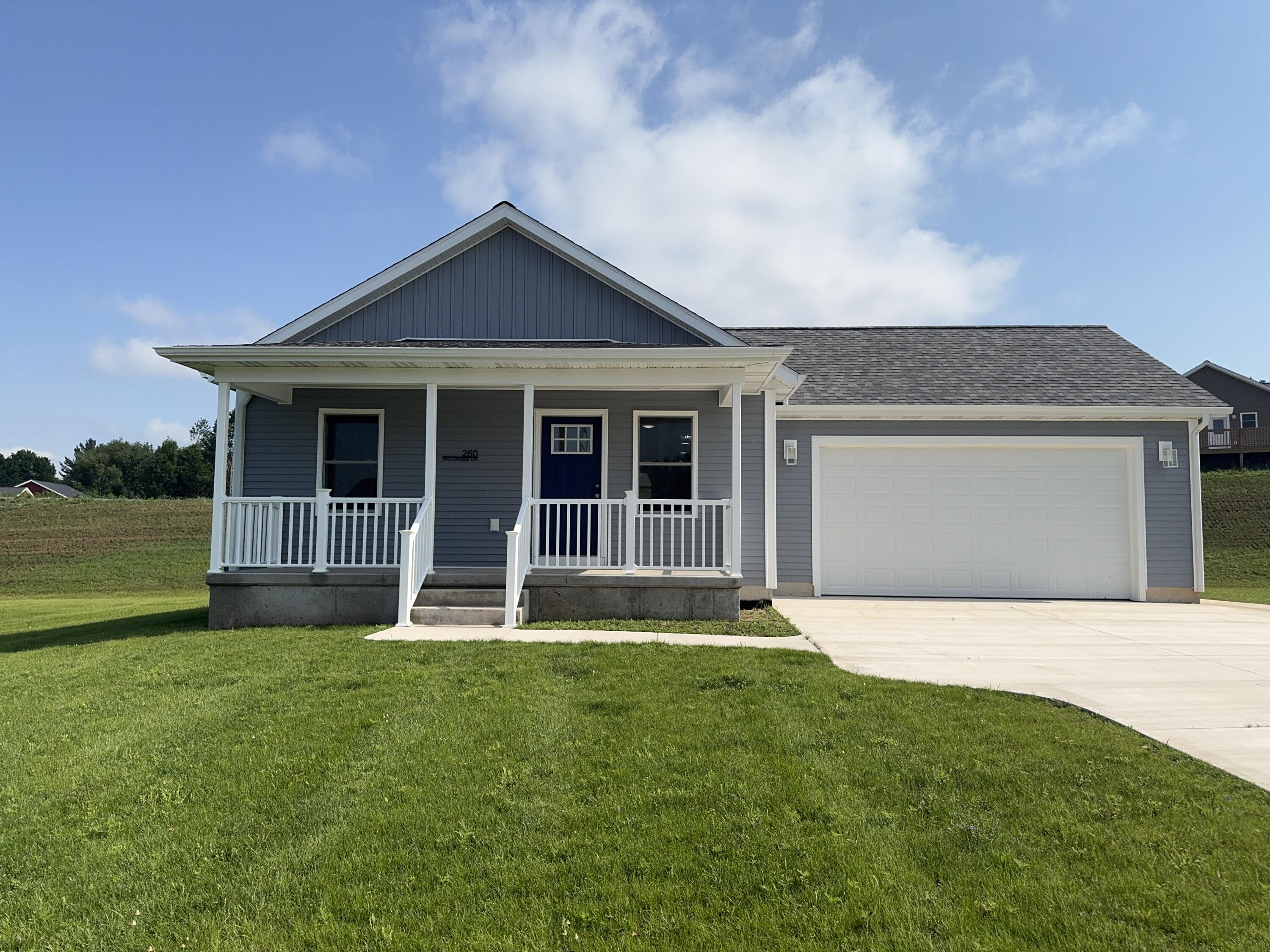 260 Willowside Drive