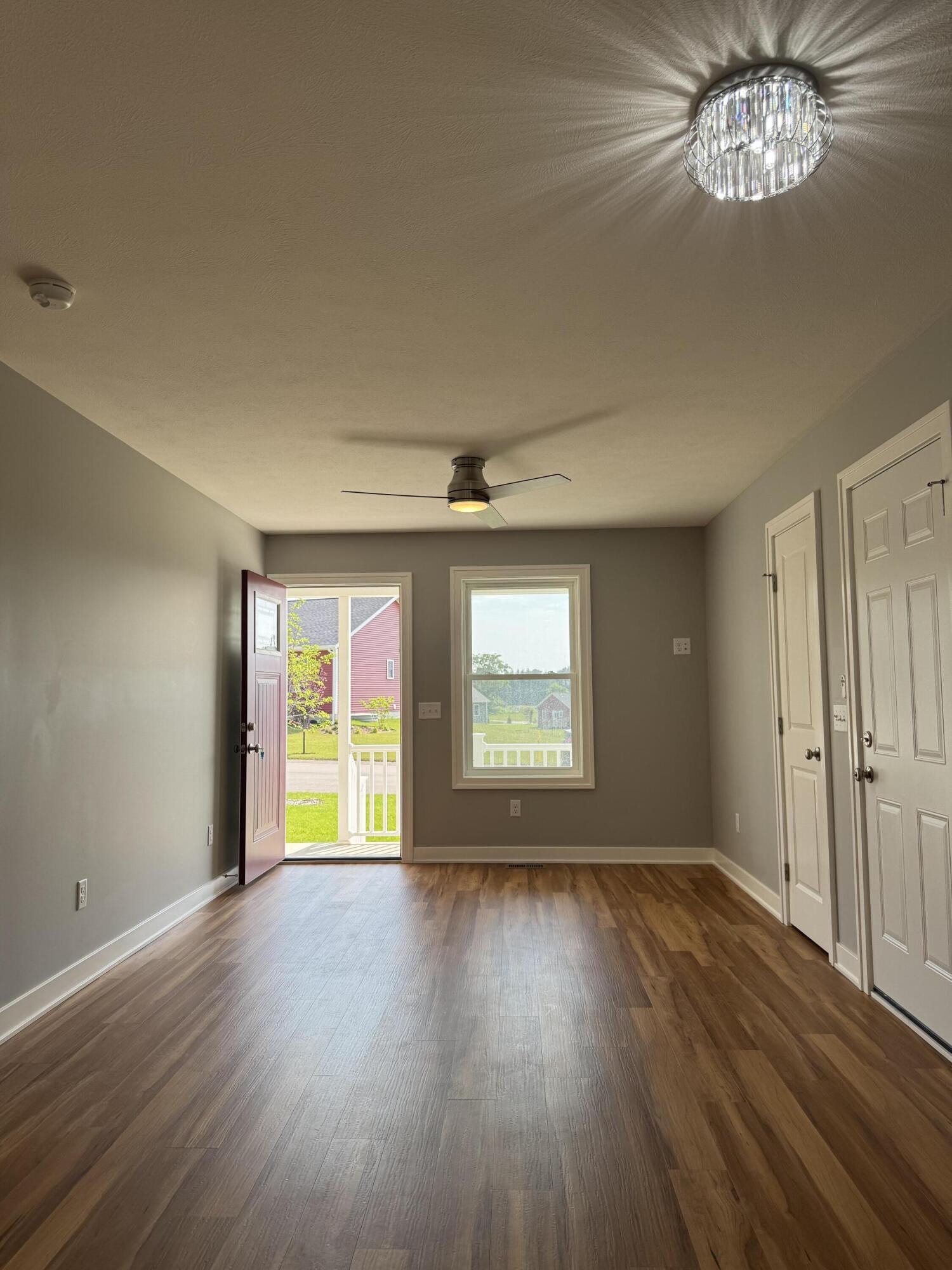 258 Willowside Drive